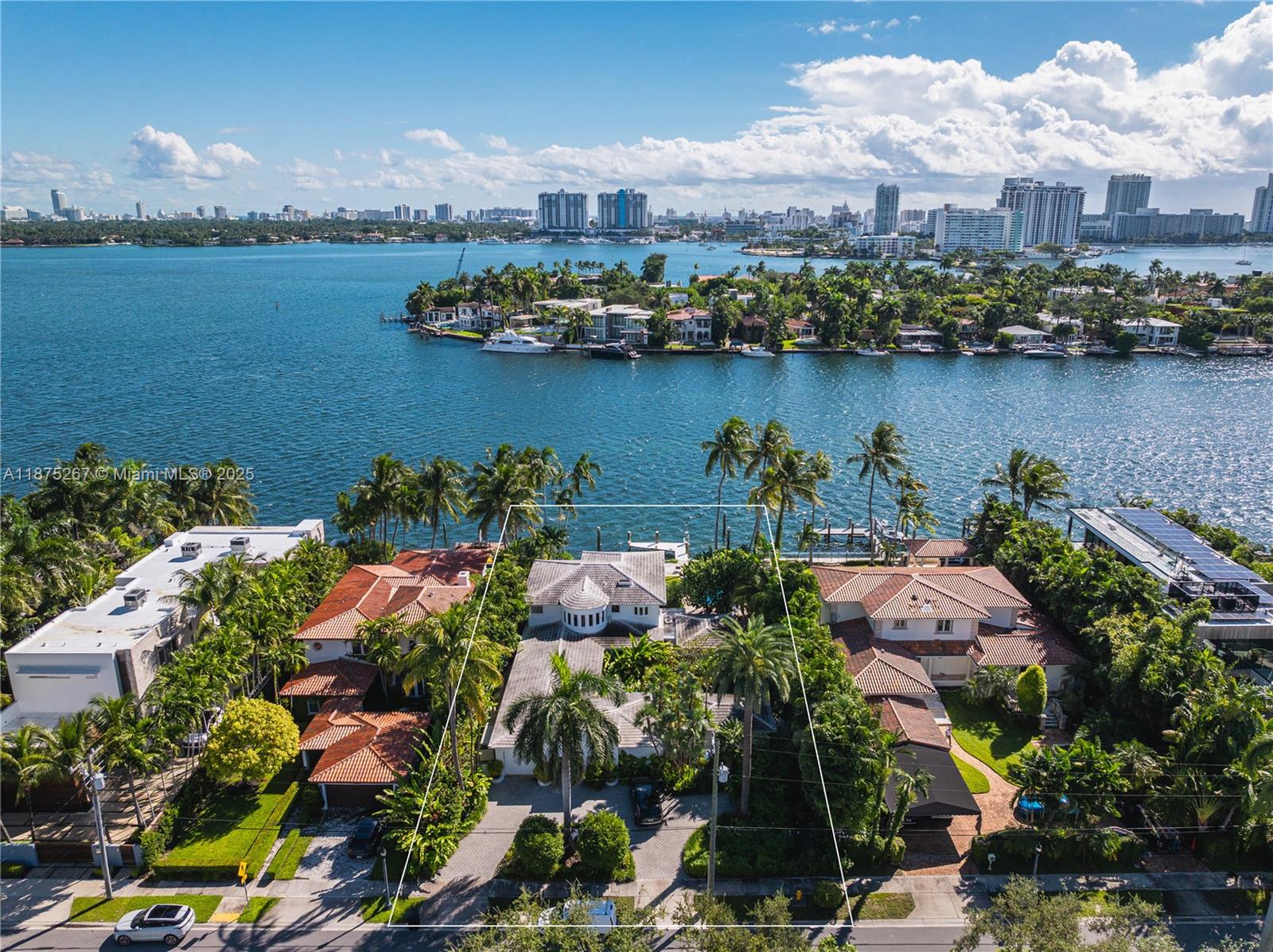 625 E Dilido Dr, Miami Beach FL 33139