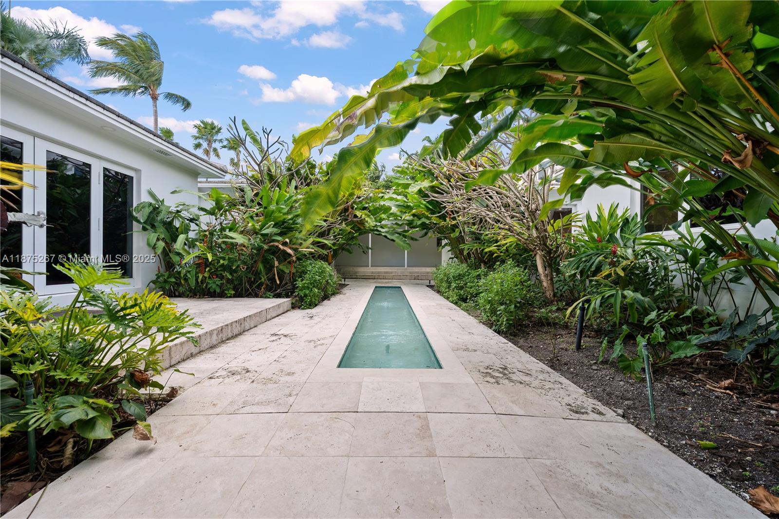 625 E Dilido Dr, Miami Beach FL 33139