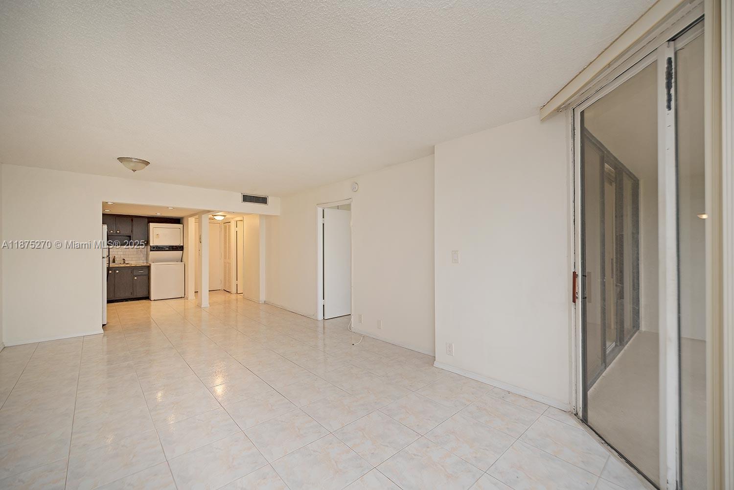 1901 Brickell Ave #B2205, Miami FL 33129