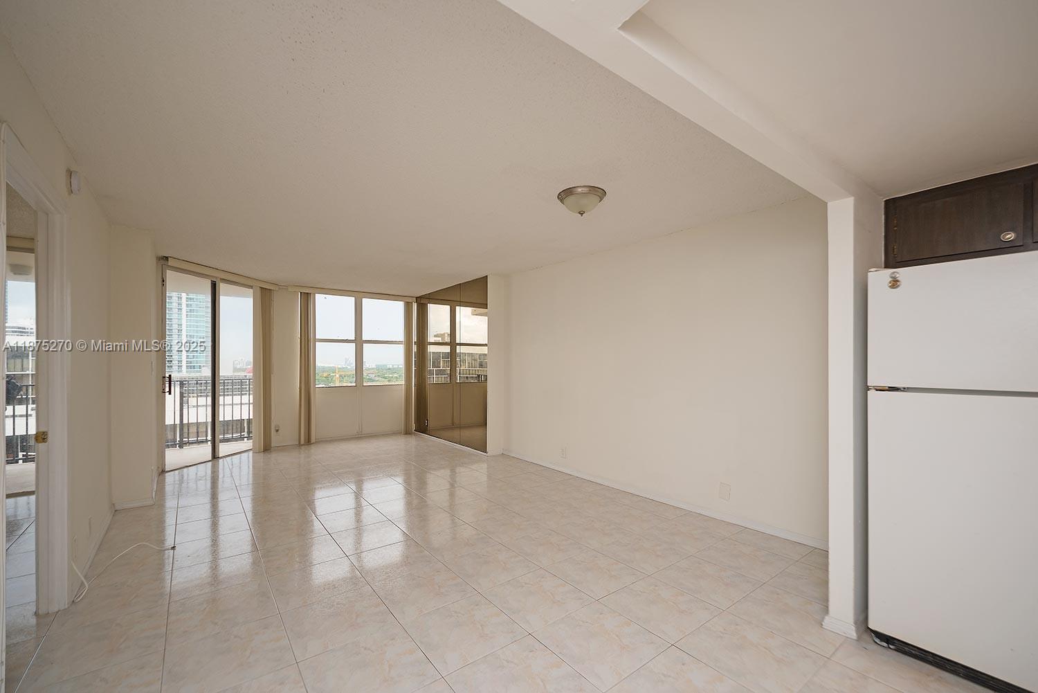 1901 Brickell Ave #B2205, Miami FL 33129