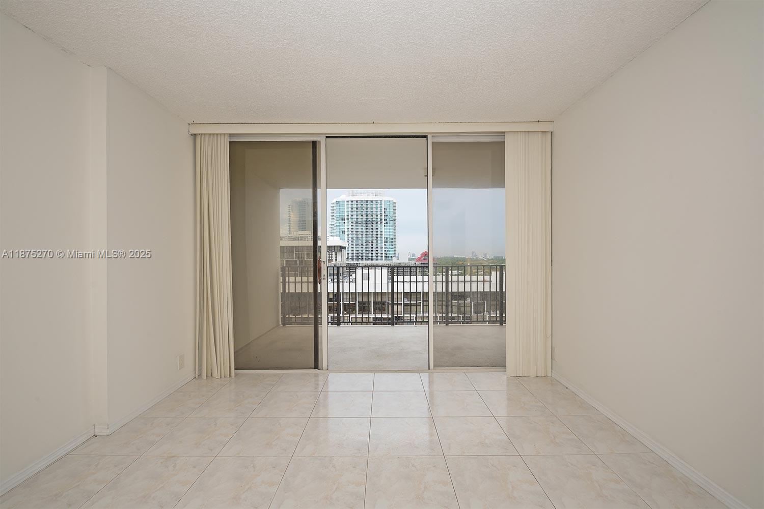 1901 Brickell Ave #B2205, Miami FL 33129