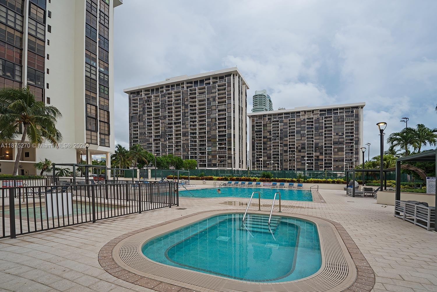 1901 Brickell Ave #B2205, Miami FL 33129