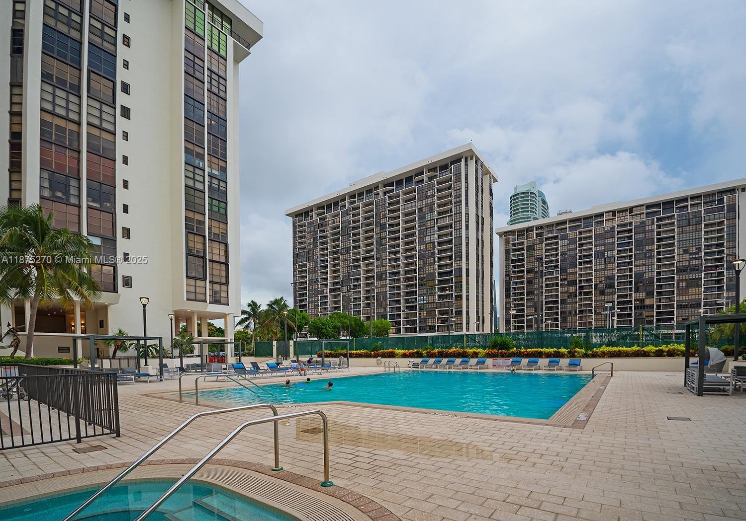 1901 Brickell Ave #B2205, Miami FL 33129