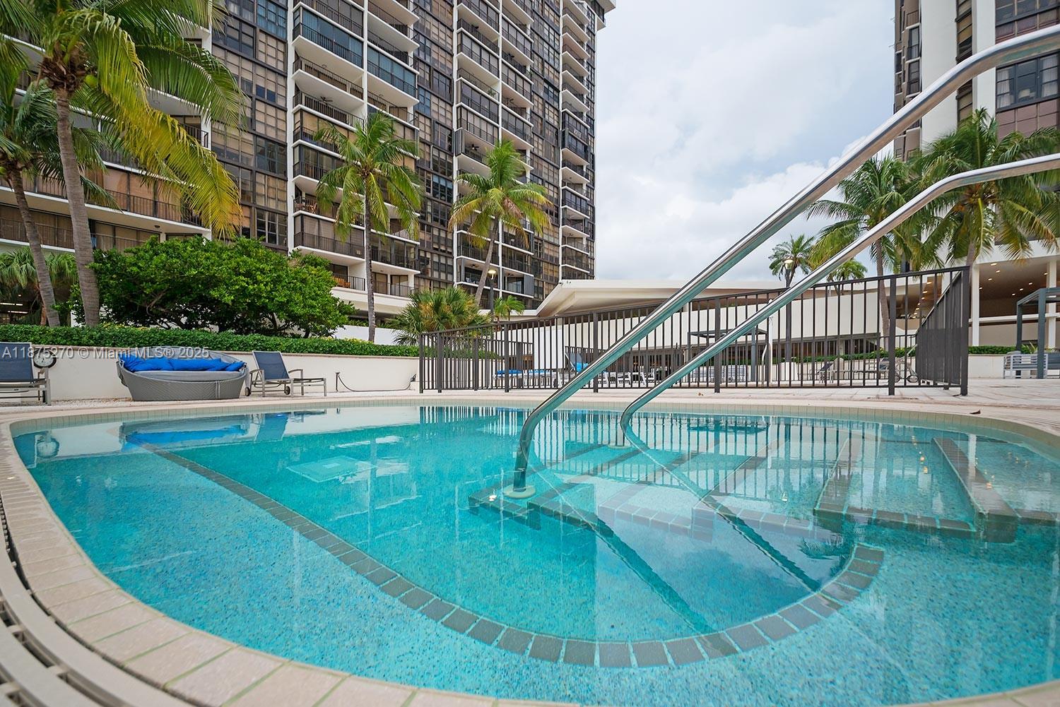 1901 Brickell Ave #B2205, Miami FL 33129