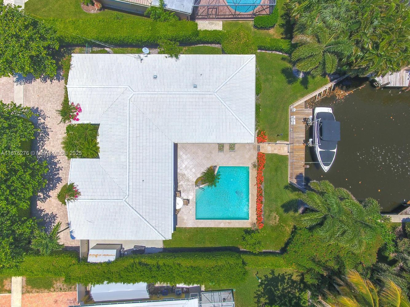 7050 NE 7th Ave, Boca Raton FL 33487