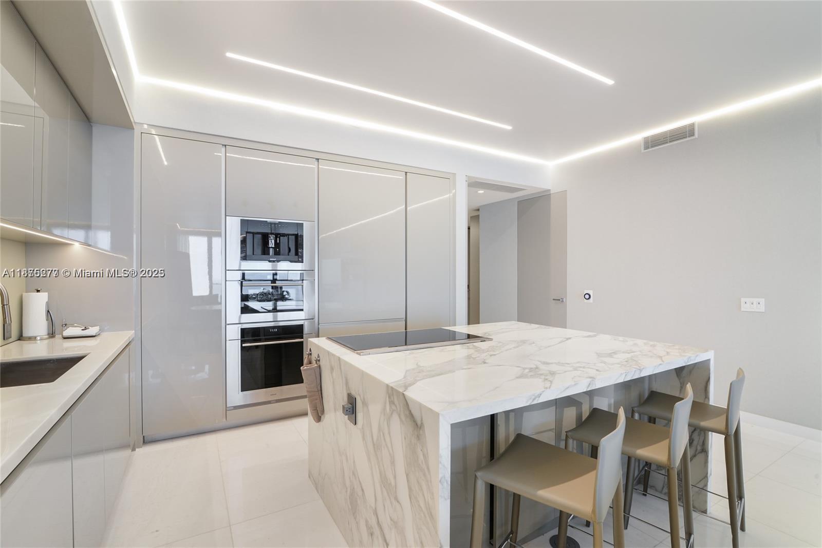 18975 Collins Ave #3102, Sunny Isles Beach FL 33160