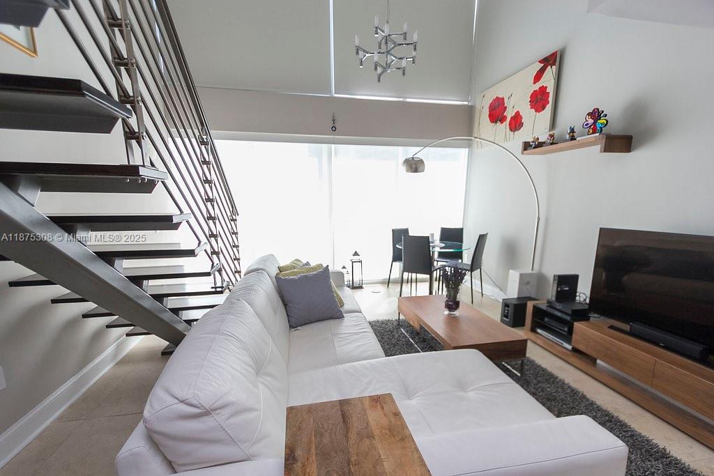 41 SE 5th St #1604, Miami FL 33131
