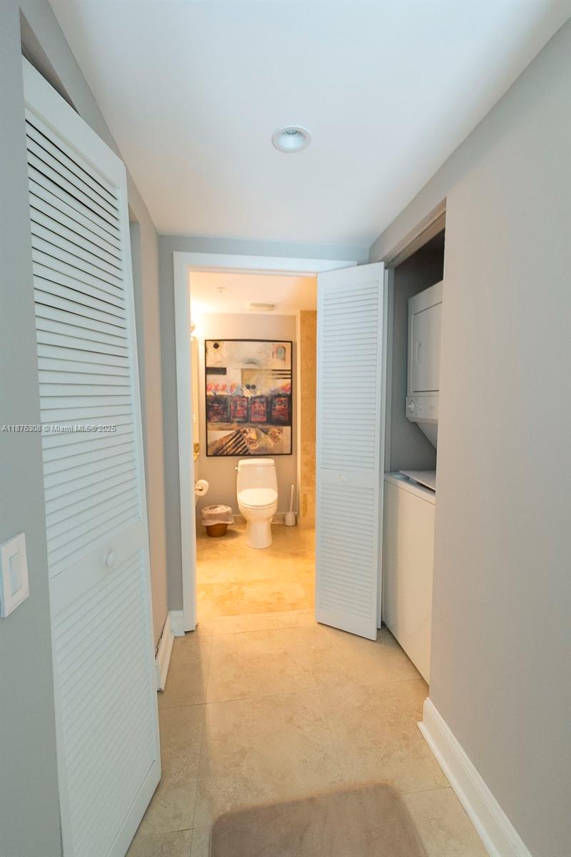 41 SE 5th St #1604, Miami FL 33131