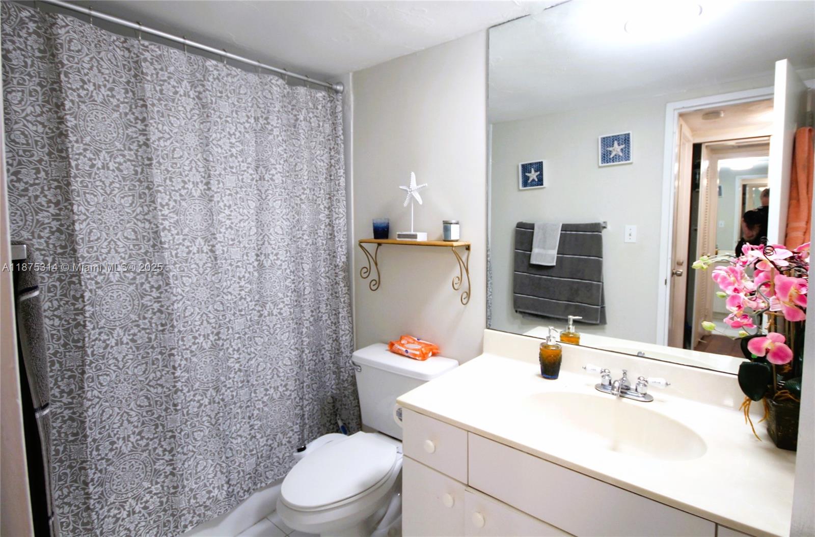 5161 Collins Ave #603, Miami Beach FL 33140