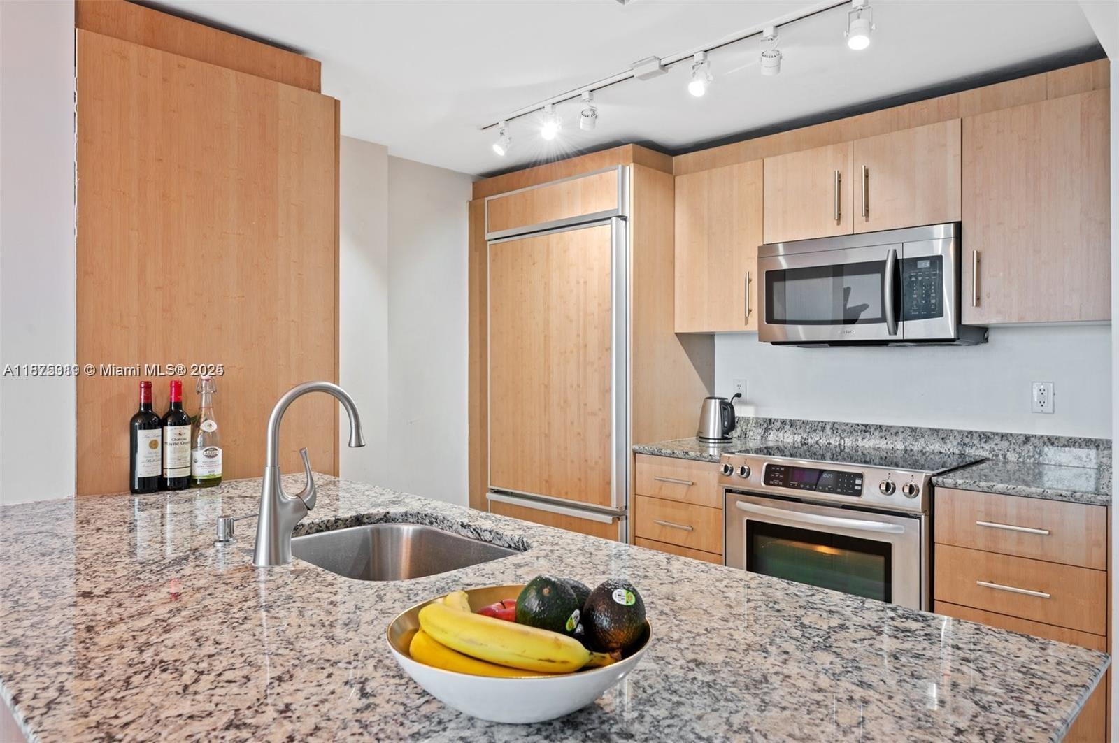10275 Collins Ave #526, Bal Harbour FL 33154
