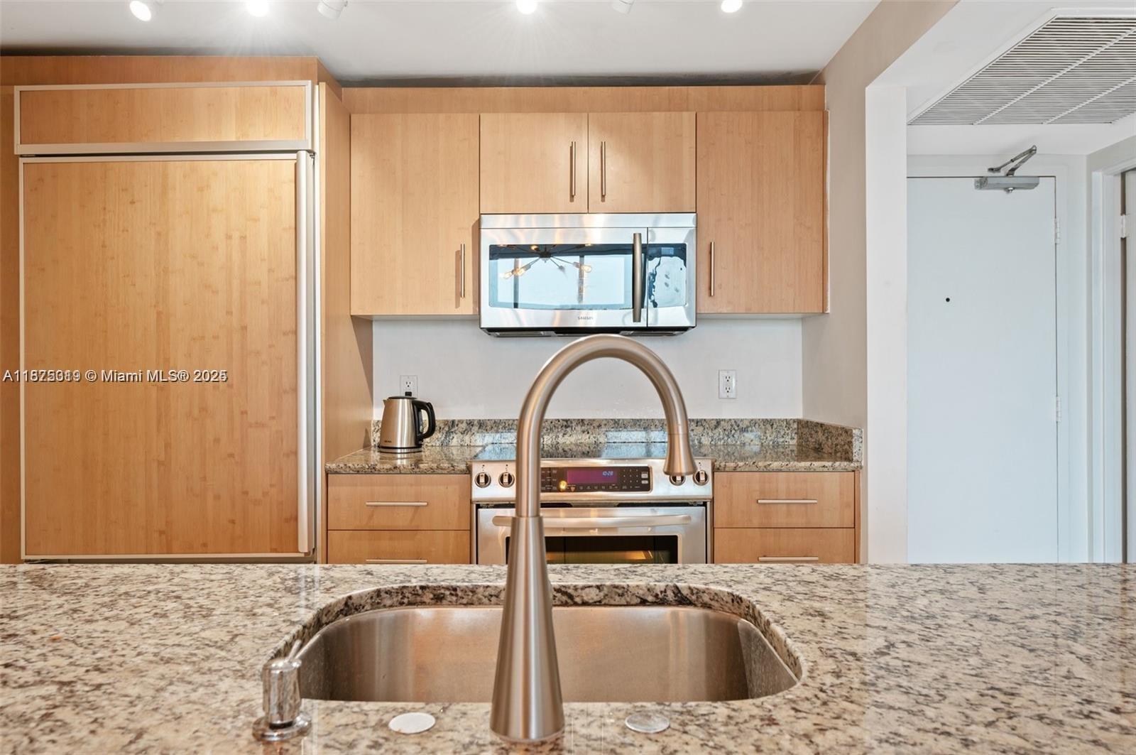 10275 Collins Ave #526, Bal Harbour FL 33154