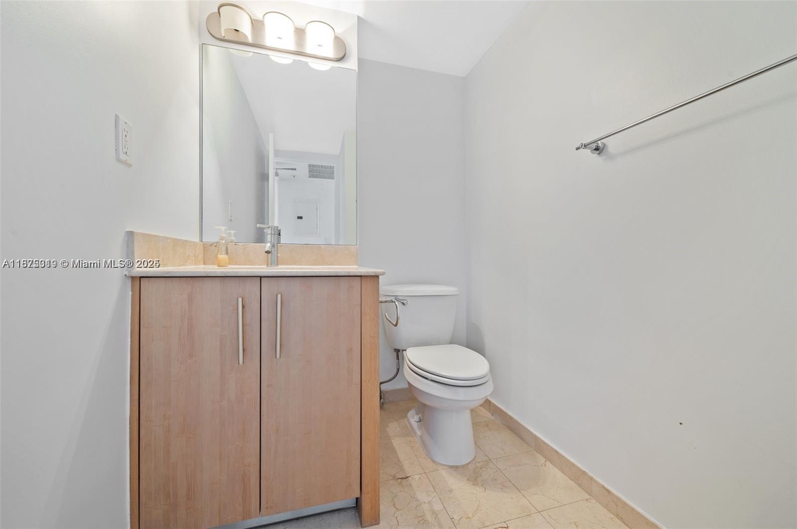 10275 Collins Ave #526, Bal Harbour FL 33154