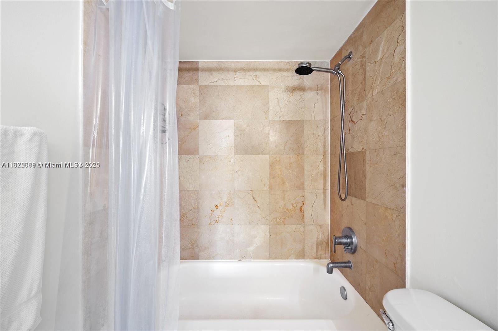 10275 Collins Ave #526, Bal Harbour FL 33154