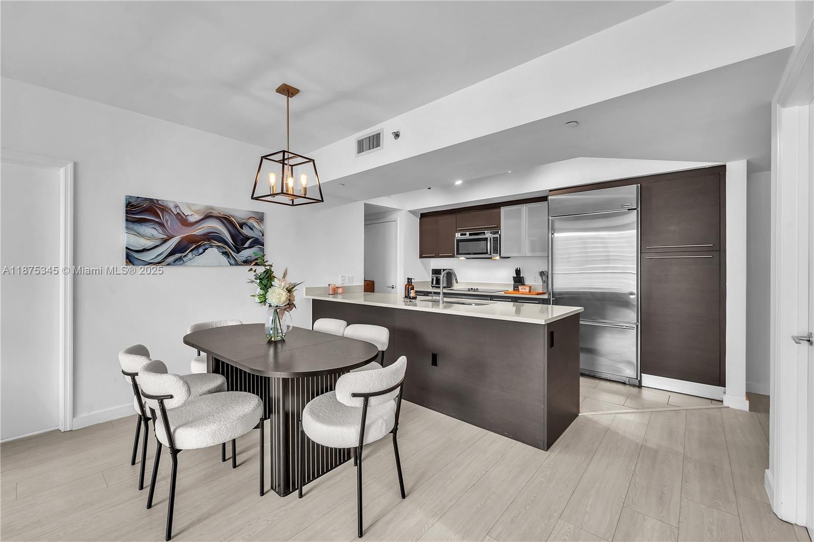 500 Brickell Ave #1605, Miami FL 33131
