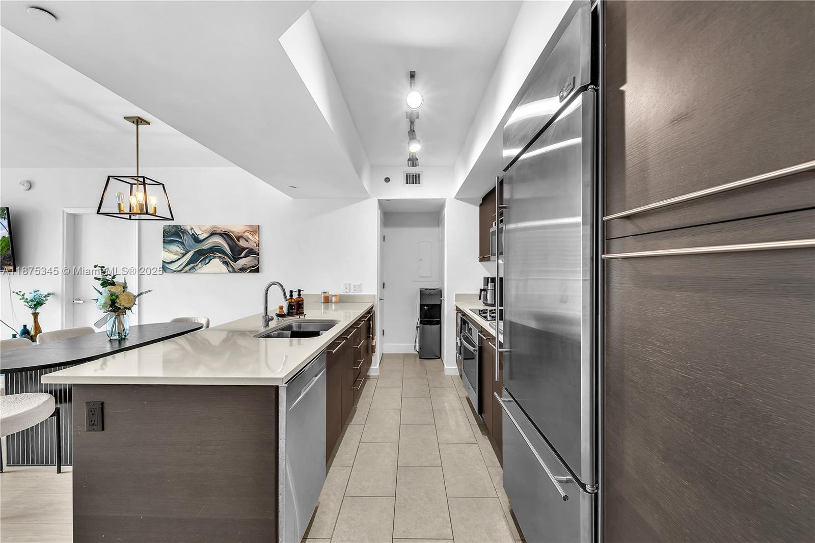 500 Brickell Ave #1605, Miami FL 33131