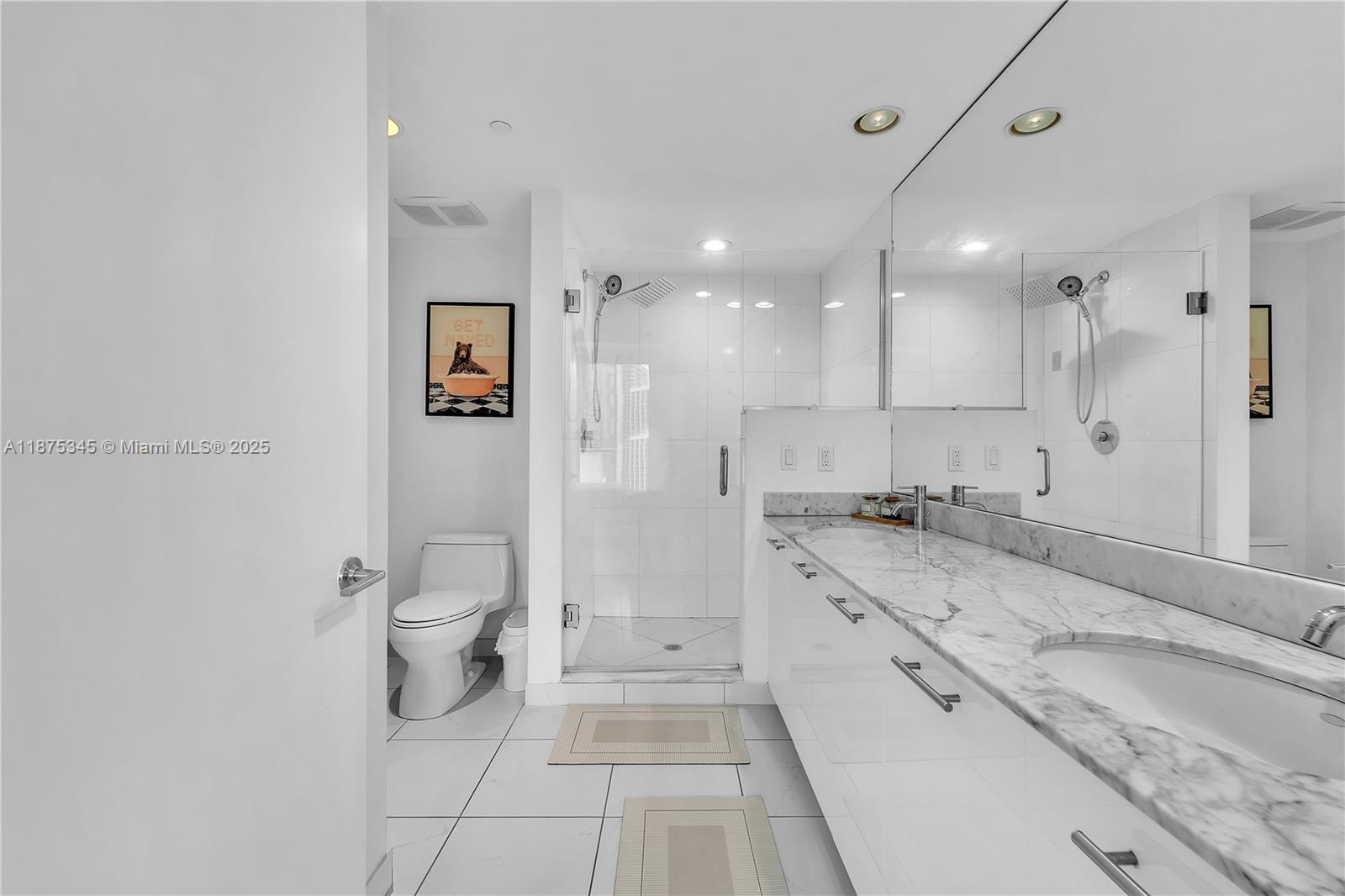 500 Brickell Ave #1605, Miami FL 33131