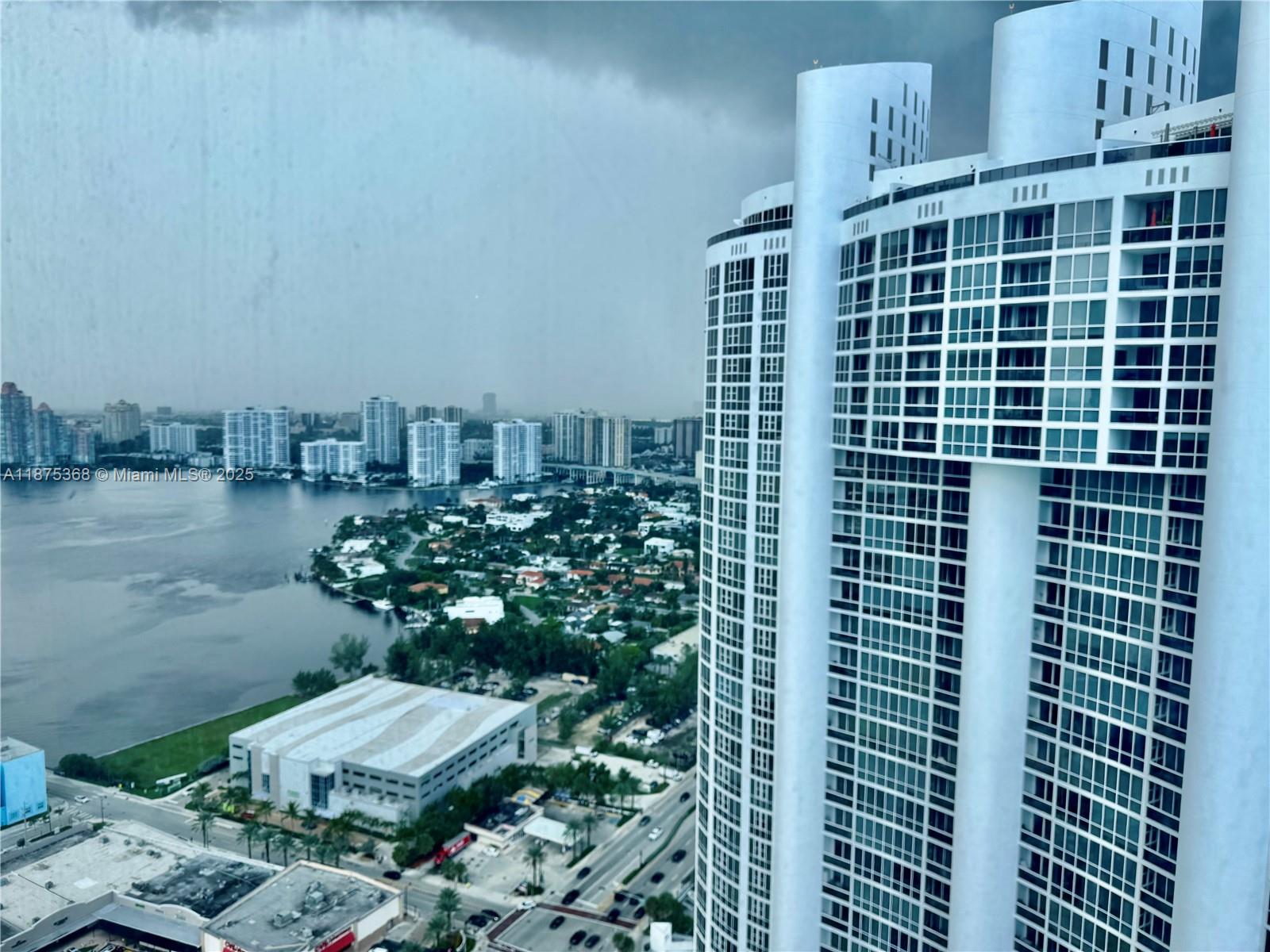 18101 Collins Ave #5208, Sunny Isles Beach FL 33160