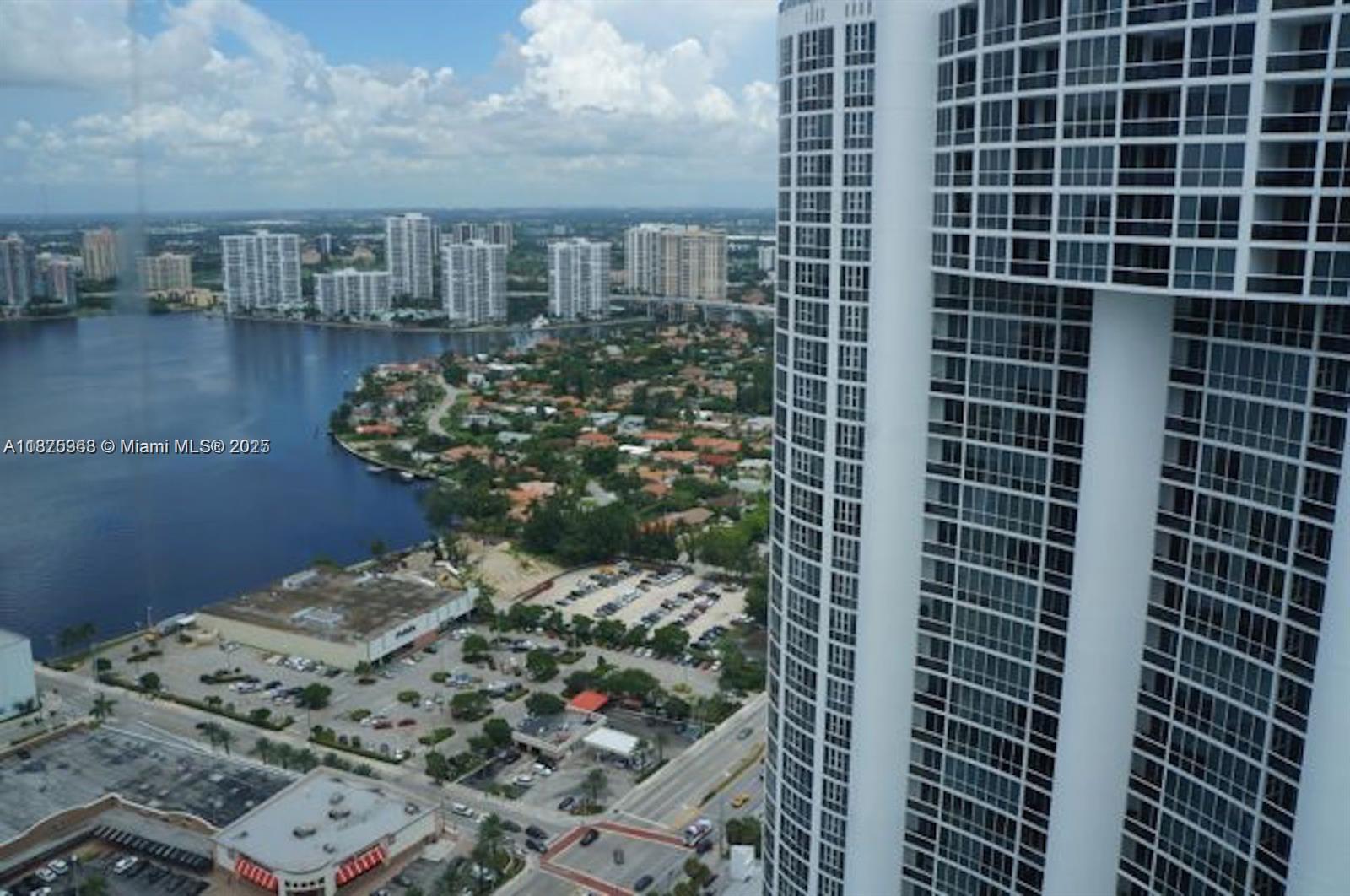 18101 Collins Ave #5208, Sunny Isles Beach FL 33160