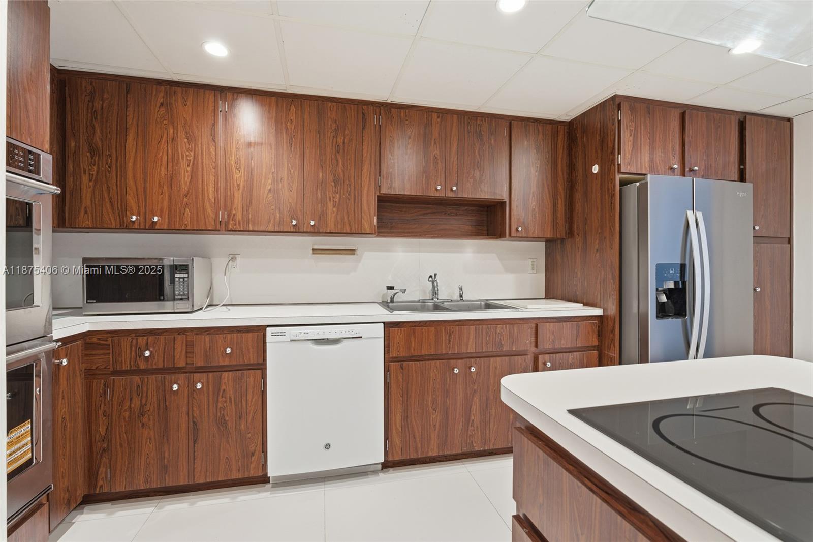 10155 Collins Ave #303, Bal Harbour FL 33154