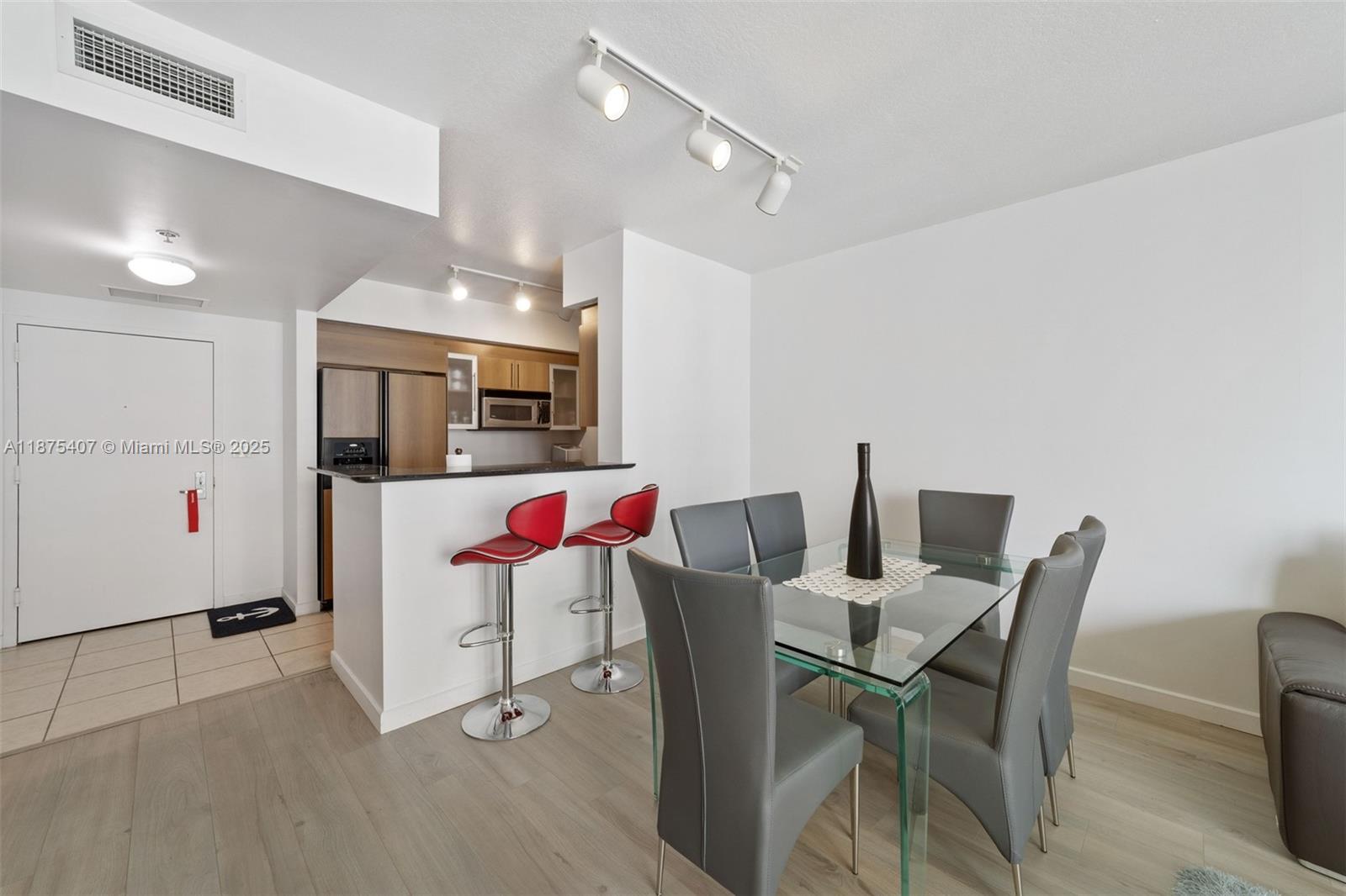 335 S Biscayne Blvd #2904, Miami FL 33131