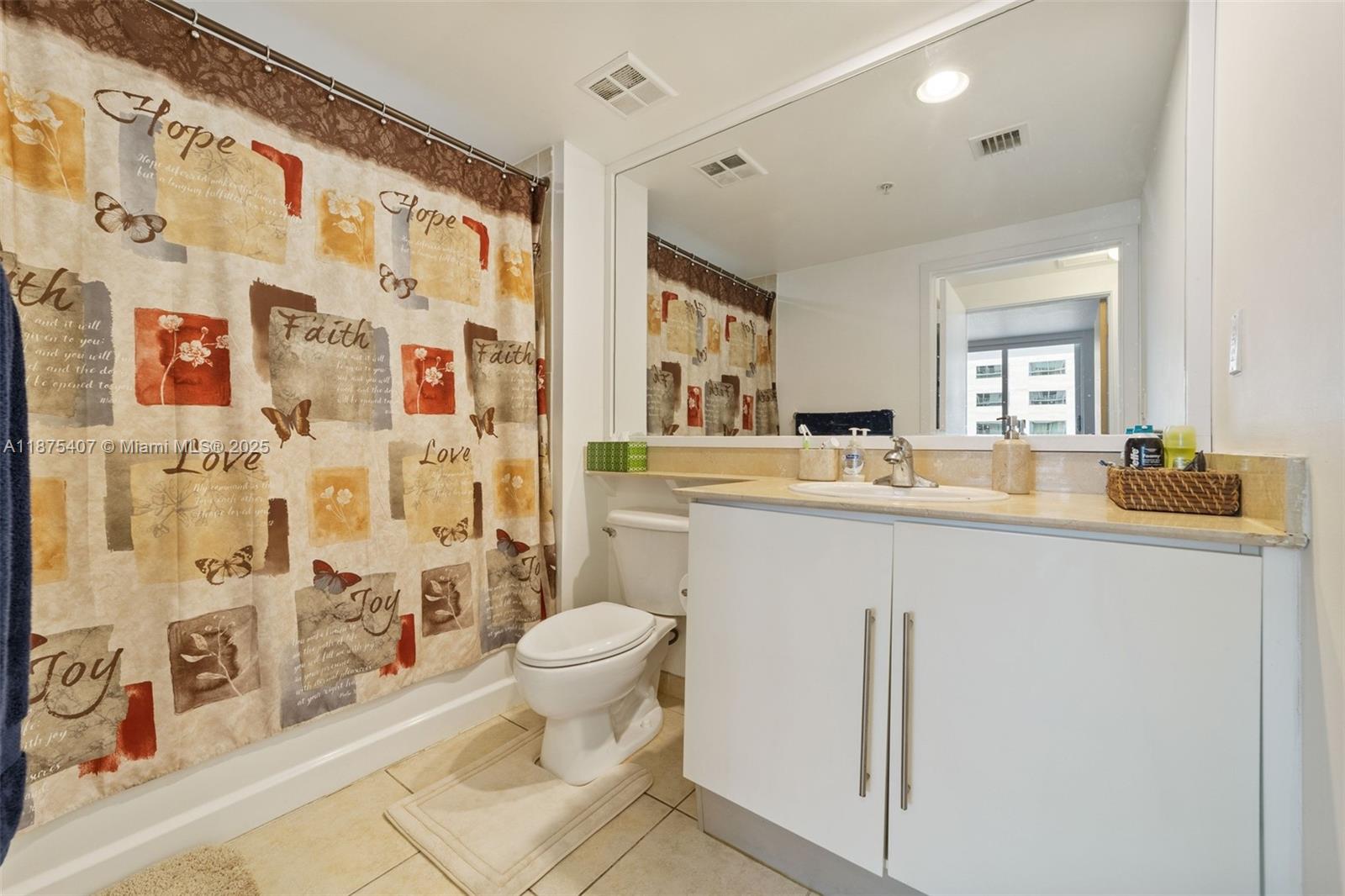 335 S Biscayne Blvd #2904, Miami FL 33131