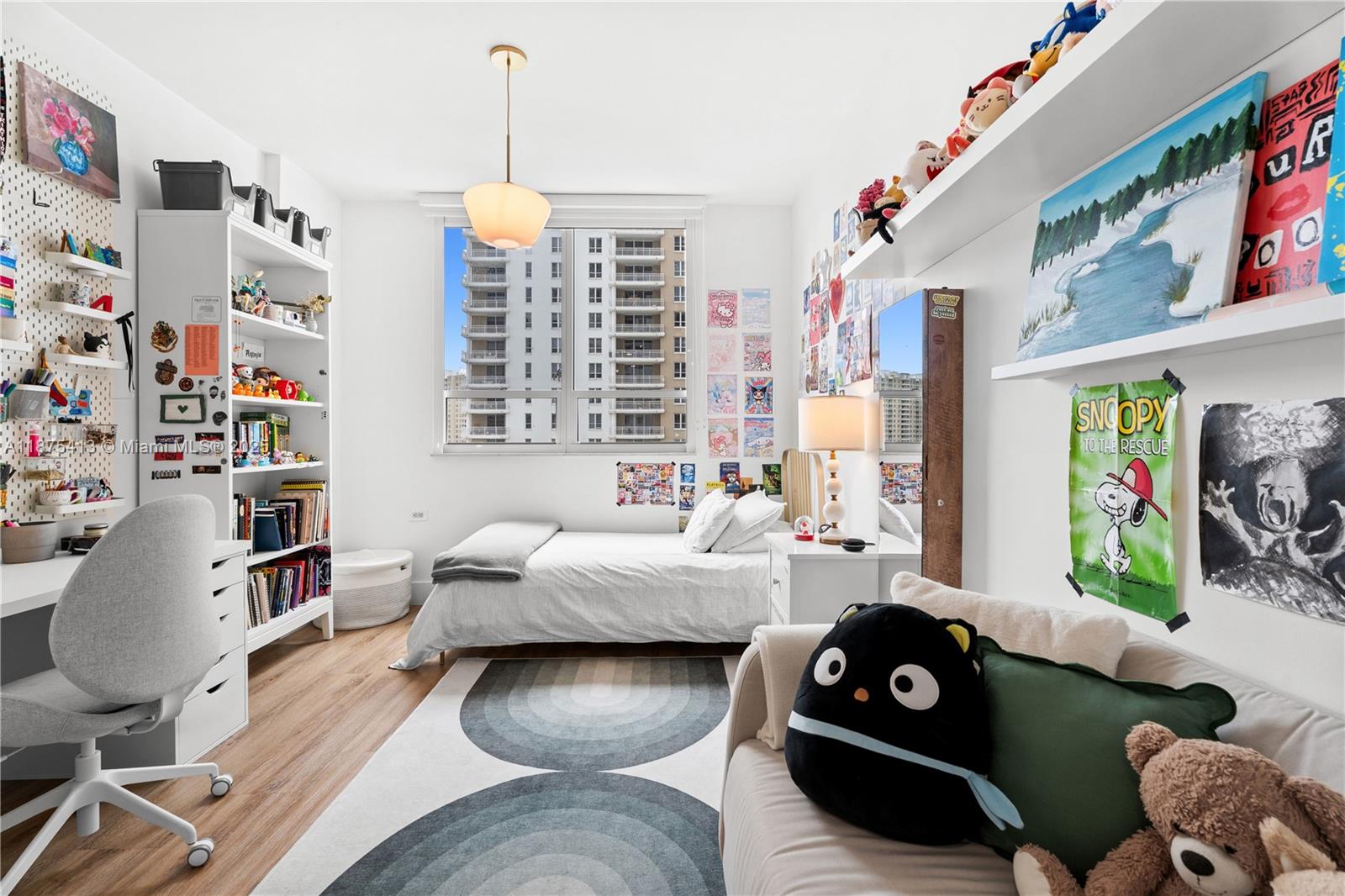 801 Brickell Key Blvd #1009, Miami FL 33131