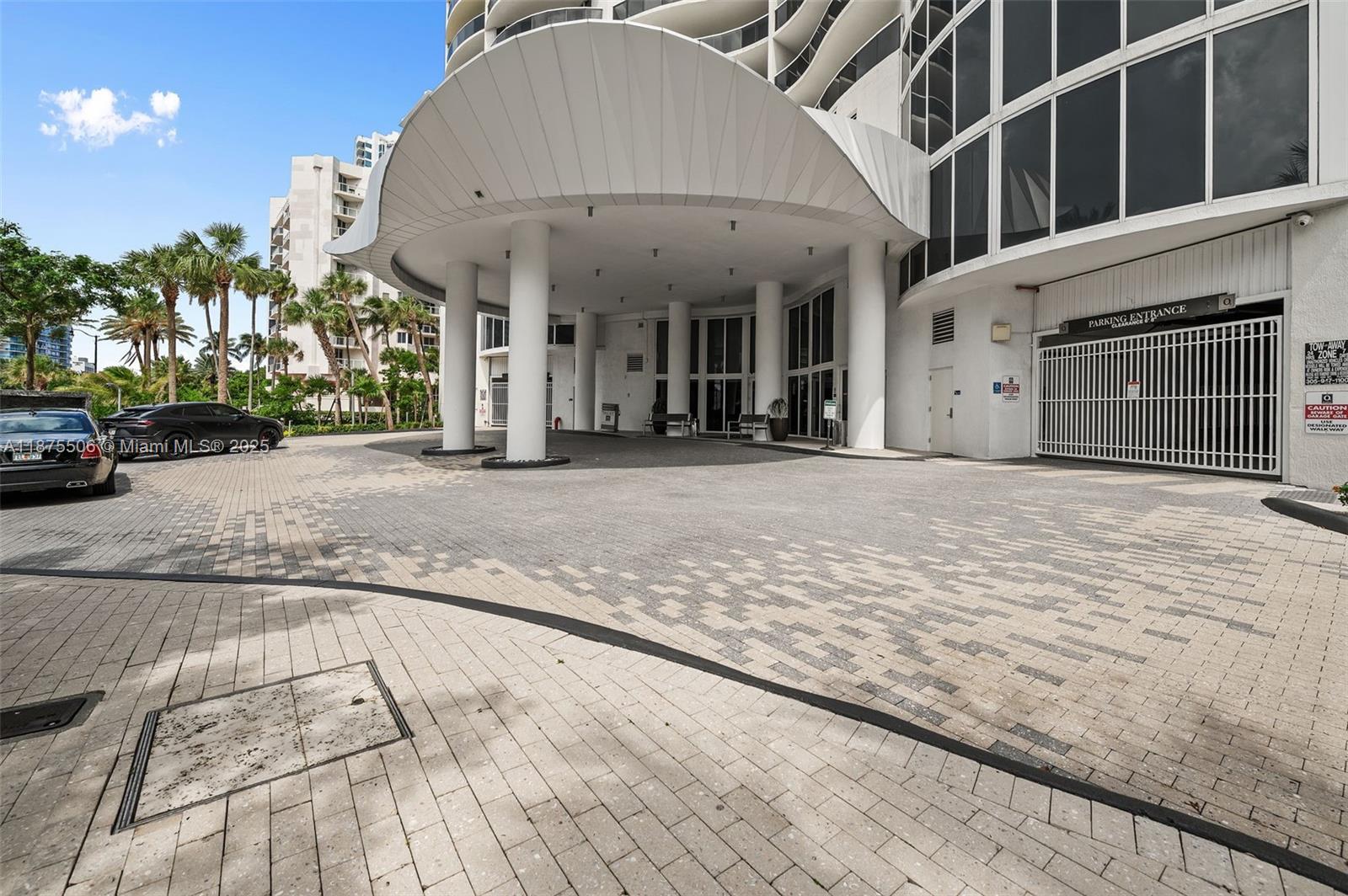 17201 Collins Ave #3708, Sunny Isles Beach FL 33160-3484