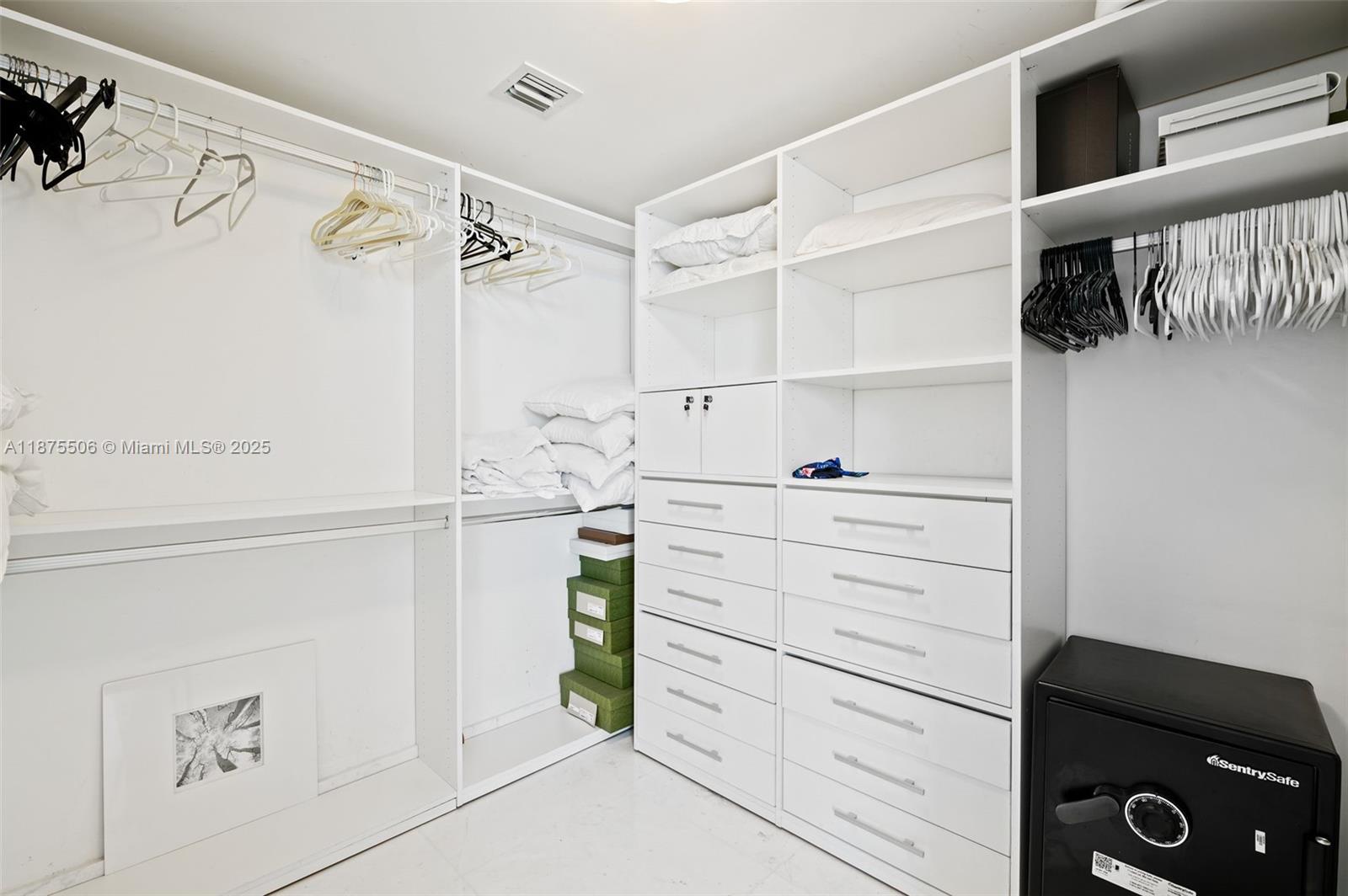 17201 Collins Ave #3708, Sunny Isles Beach FL 33160-3484