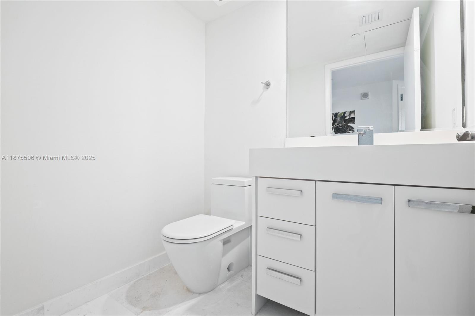 17201 Collins Ave #3708, Sunny Isles Beach FL 33160-3484