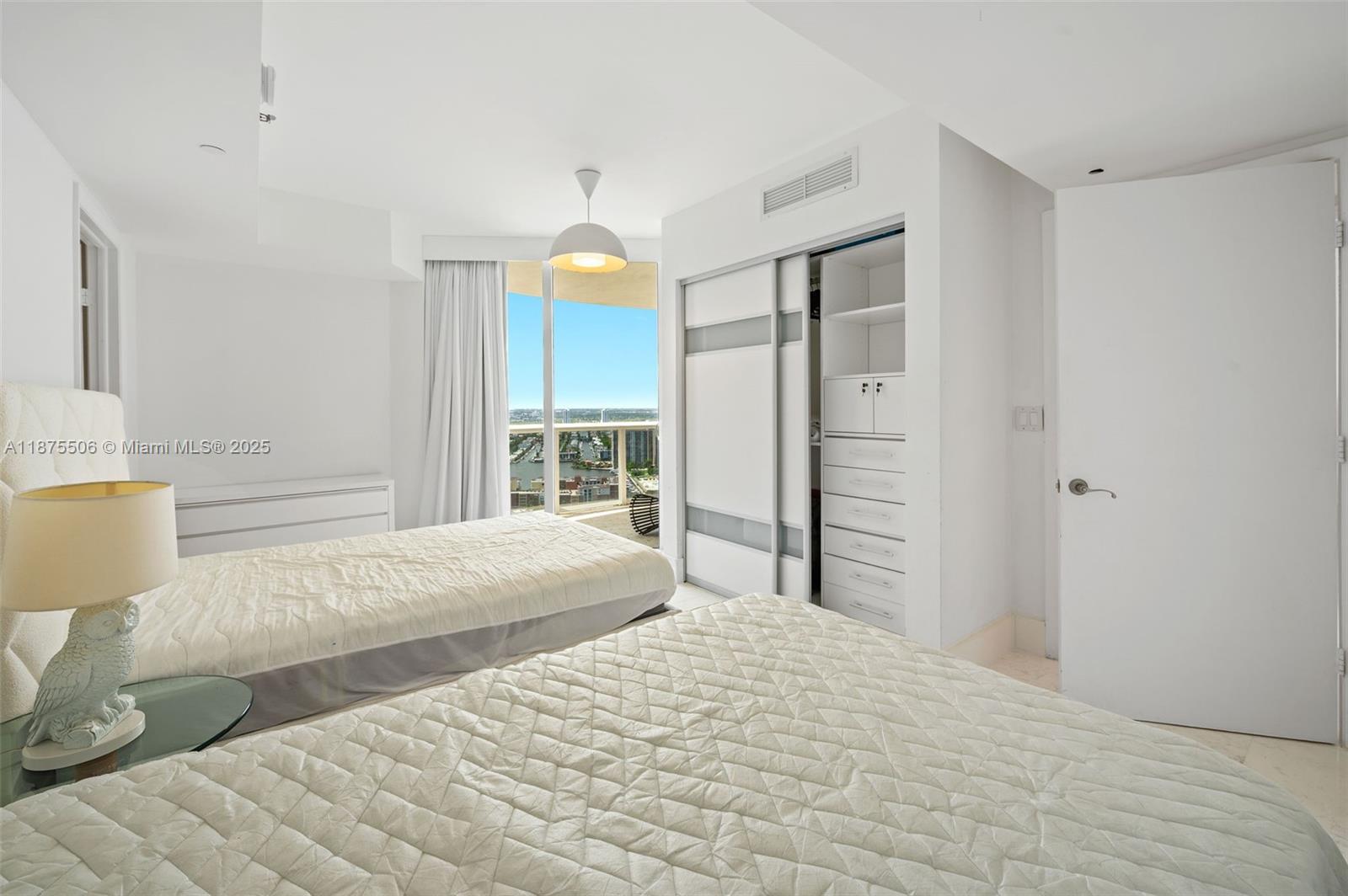 17201 Collins Ave #3708, Sunny Isles Beach FL 33160-3484