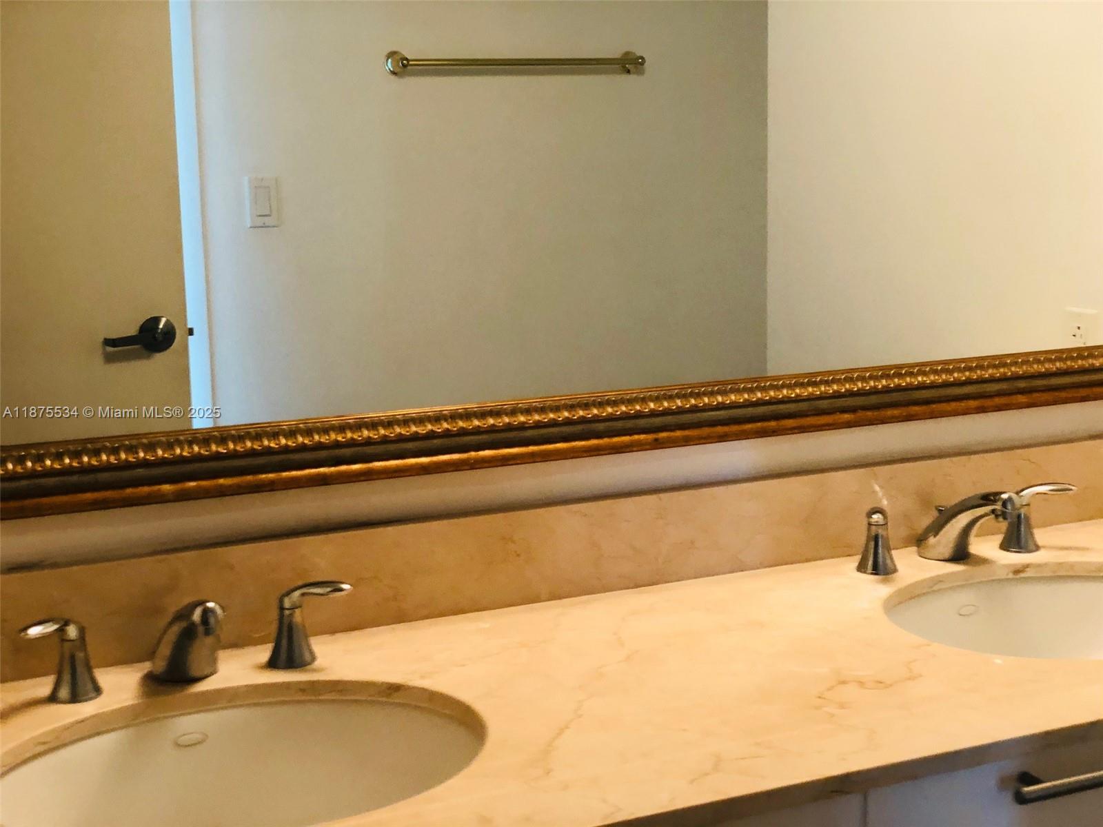 1800 N Bayshore Dr #3205, Miami FL 33132