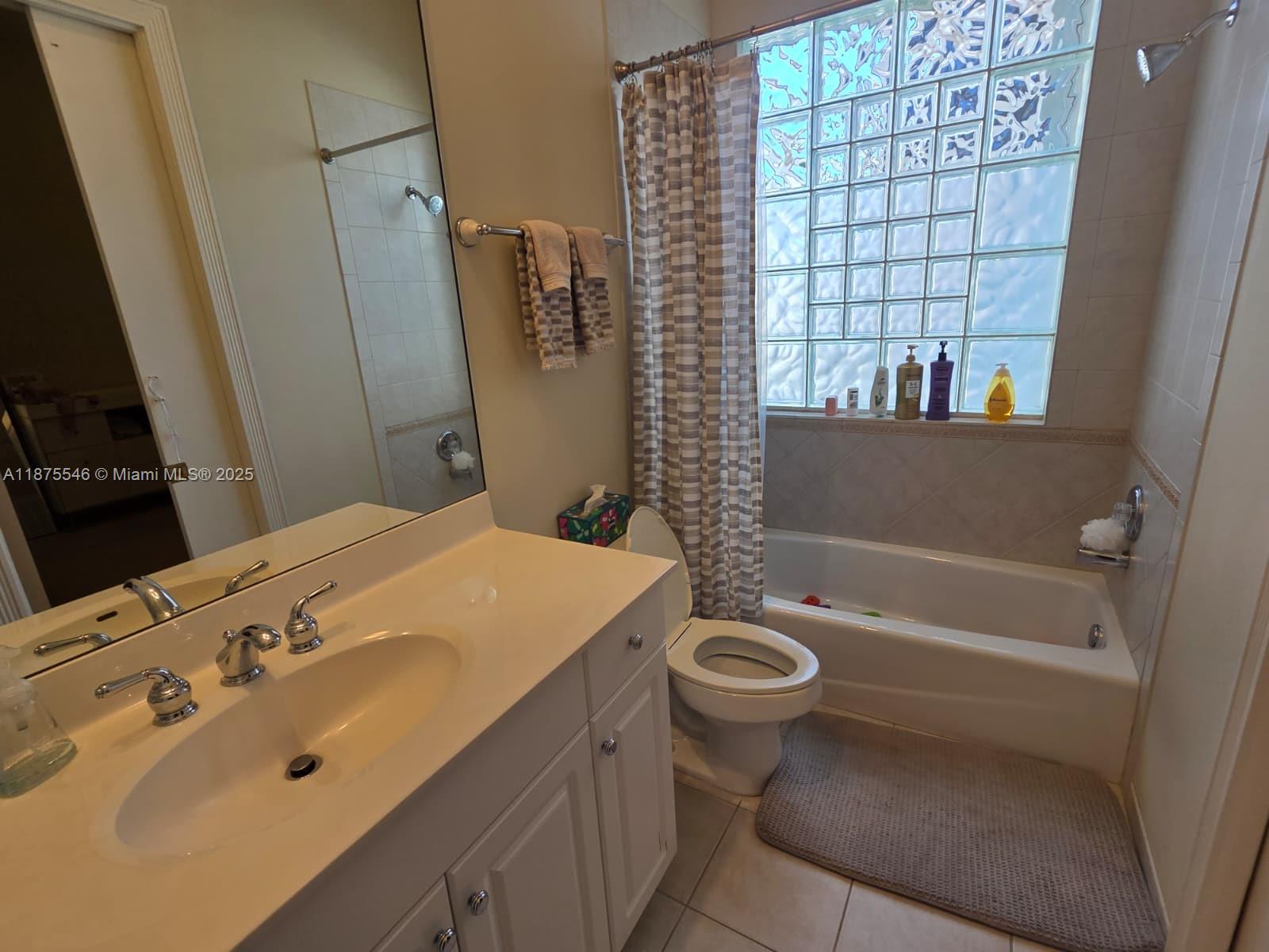 7030 Islegrove Pl, Boca Raton FL 33433