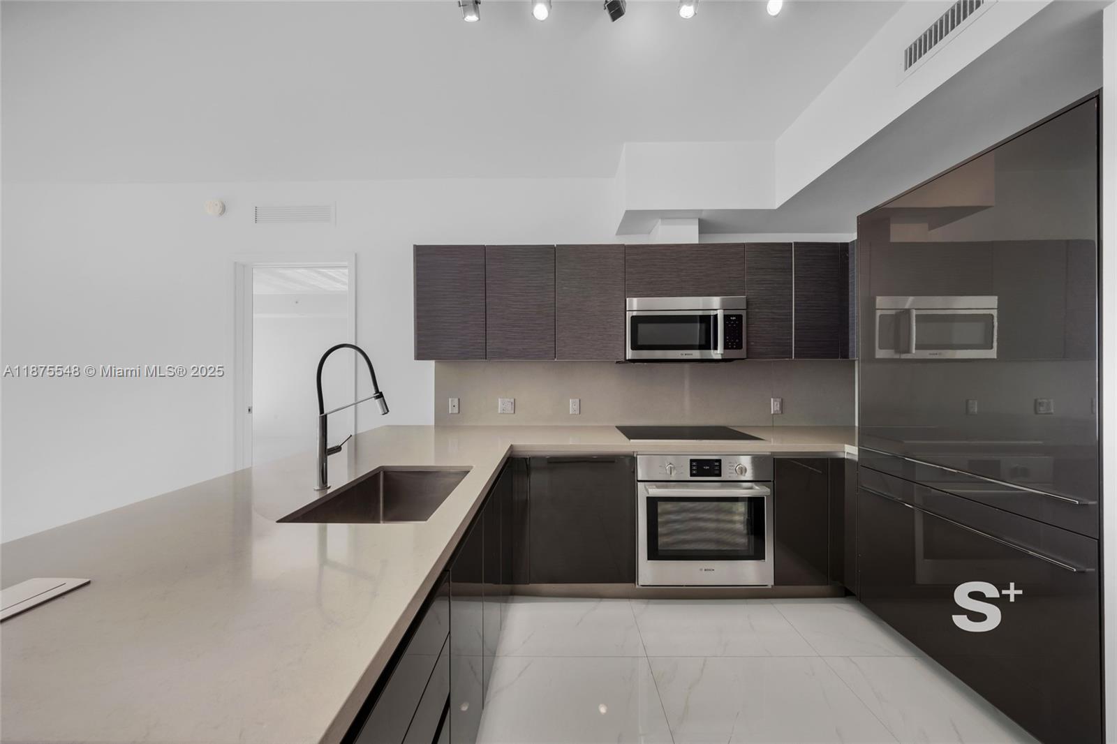 1080 Brickell Ave #3604, Miami FL 33131