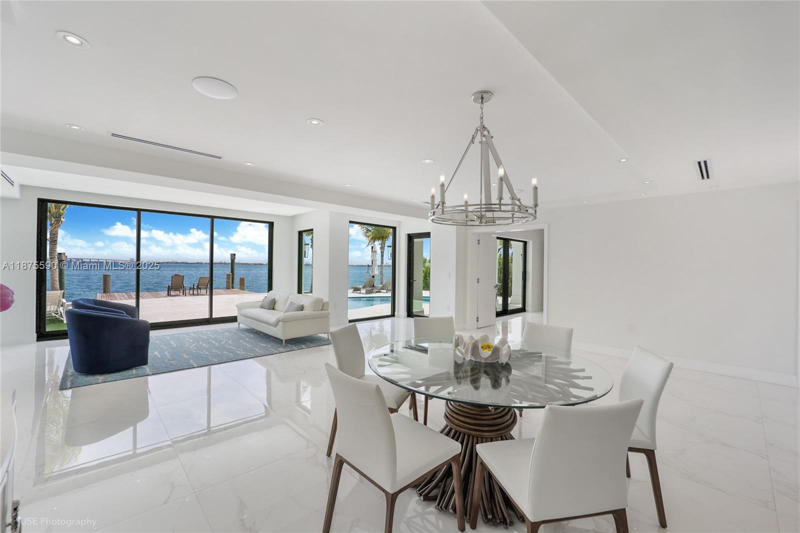 1001 N Venetian Dr, Miami FL 33139