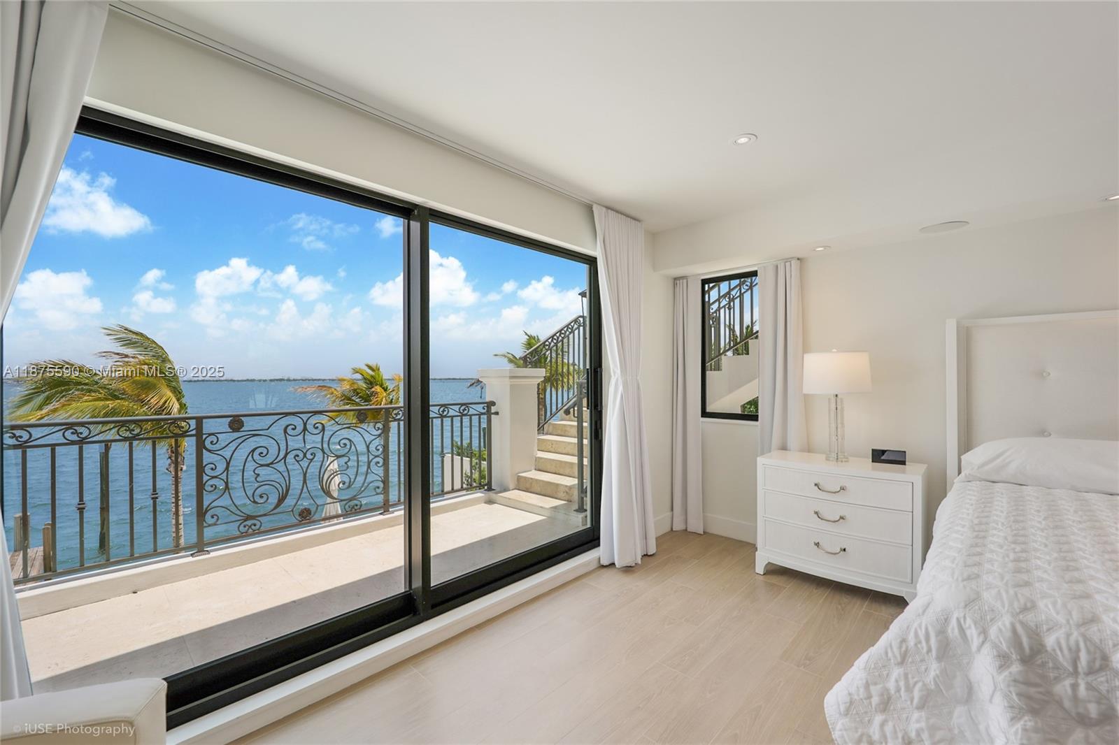 1001 N Venetian Dr, Miami FL 33139