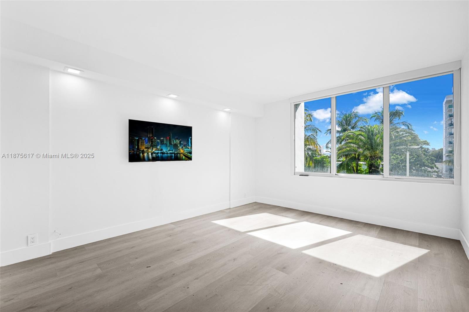 1000 West Ave #224, Miami Beach FL 33139