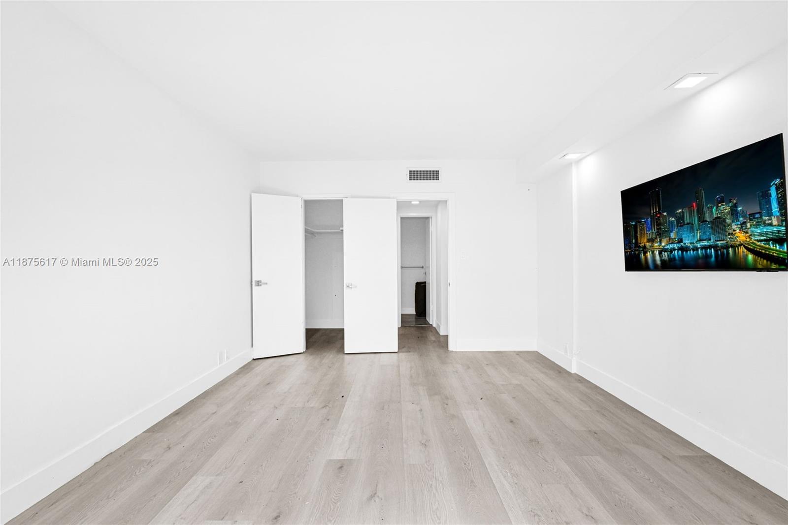1000 West Ave #224, Miami Beach FL 33139