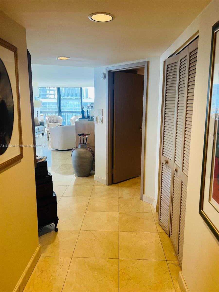 2333 Brickell Ave #2402, Miami FL 33129