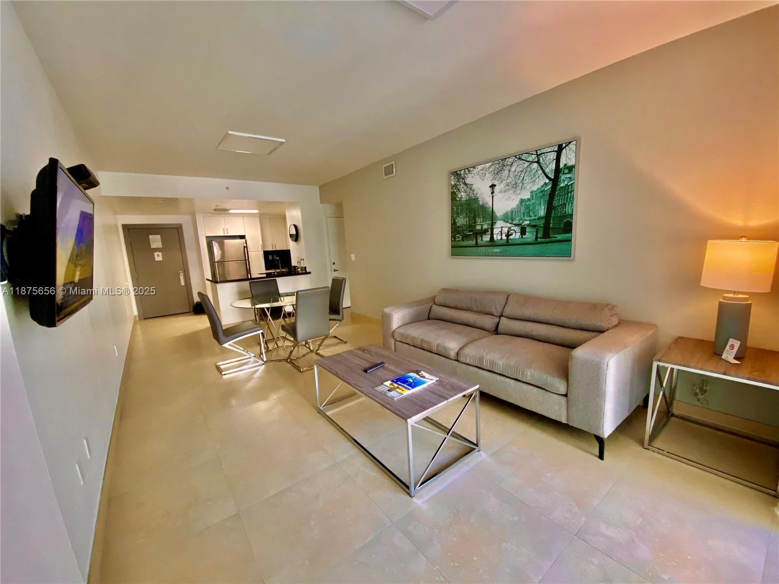 185 SE 14th Ter #912, Miami FL 33131
