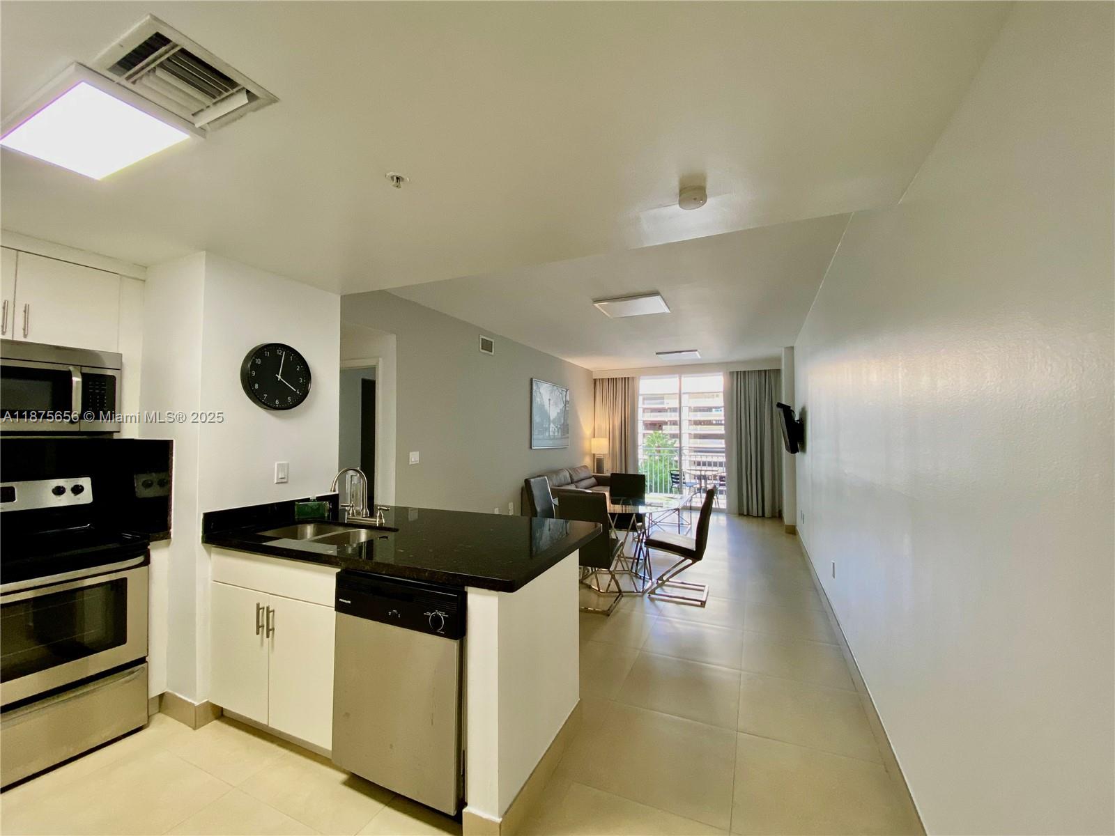 185 SE 14th Ter #912, Miami FL 33131