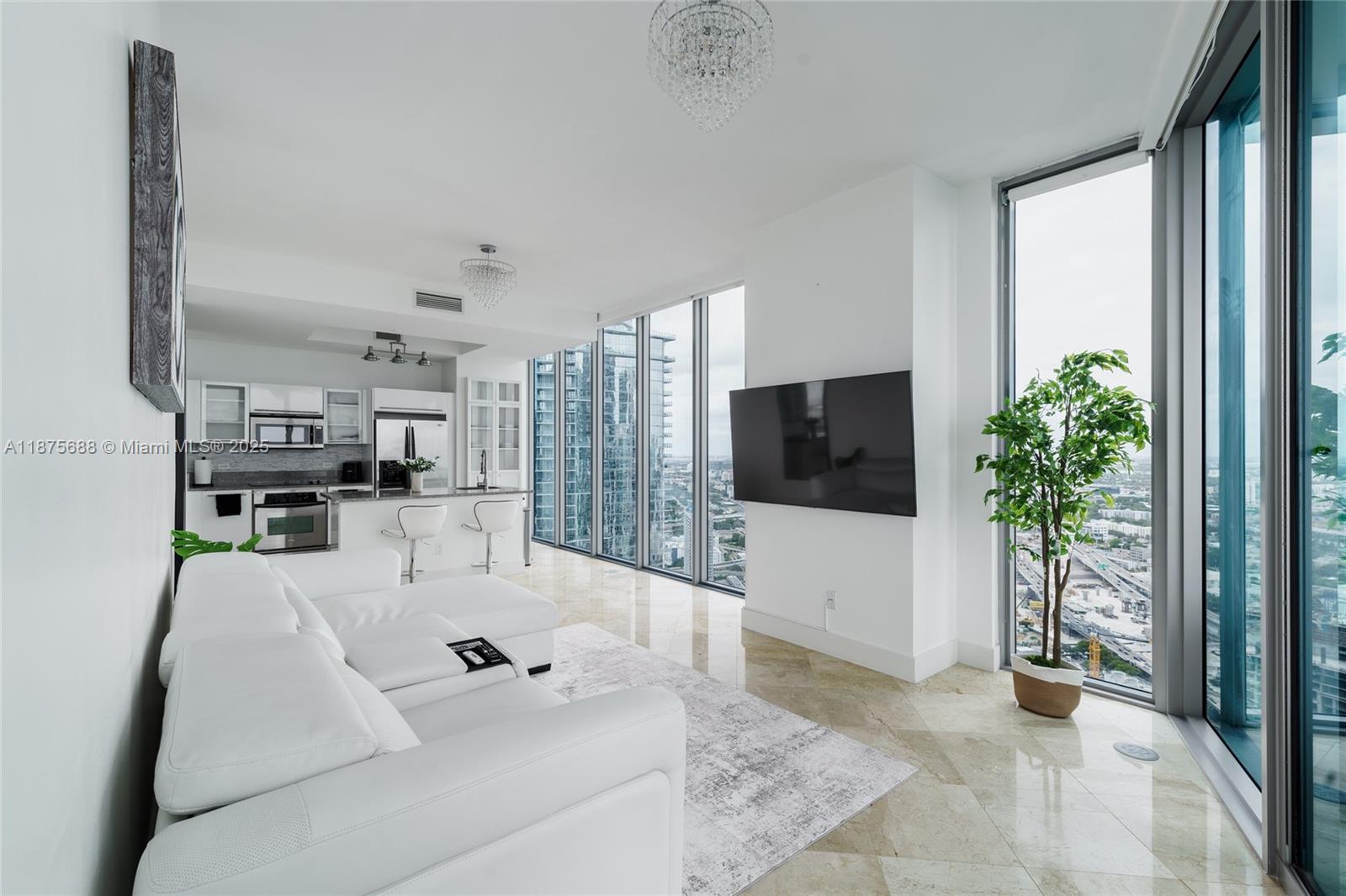888 Biscayne Blvd #4712, Miami FL 33132