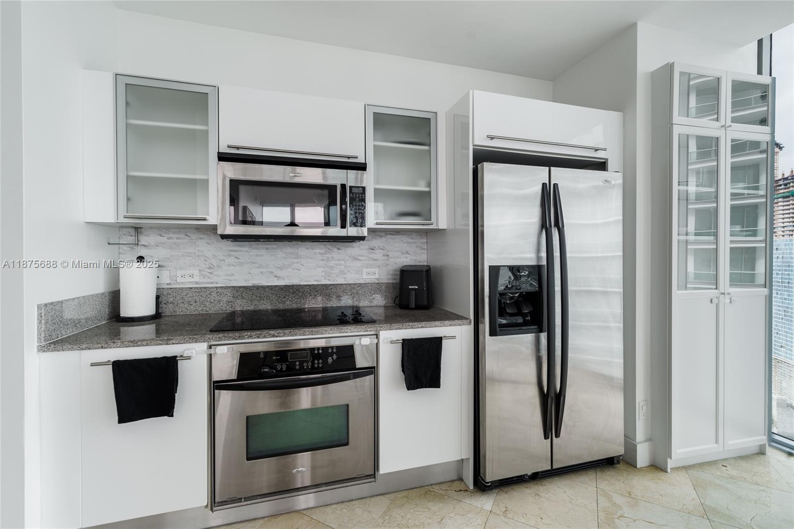 888 Biscayne Blvd #4712, Miami FL 33132