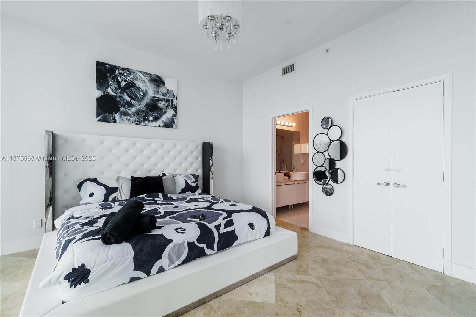 888 Biscayne Blvd #4712, Miami FL 33132