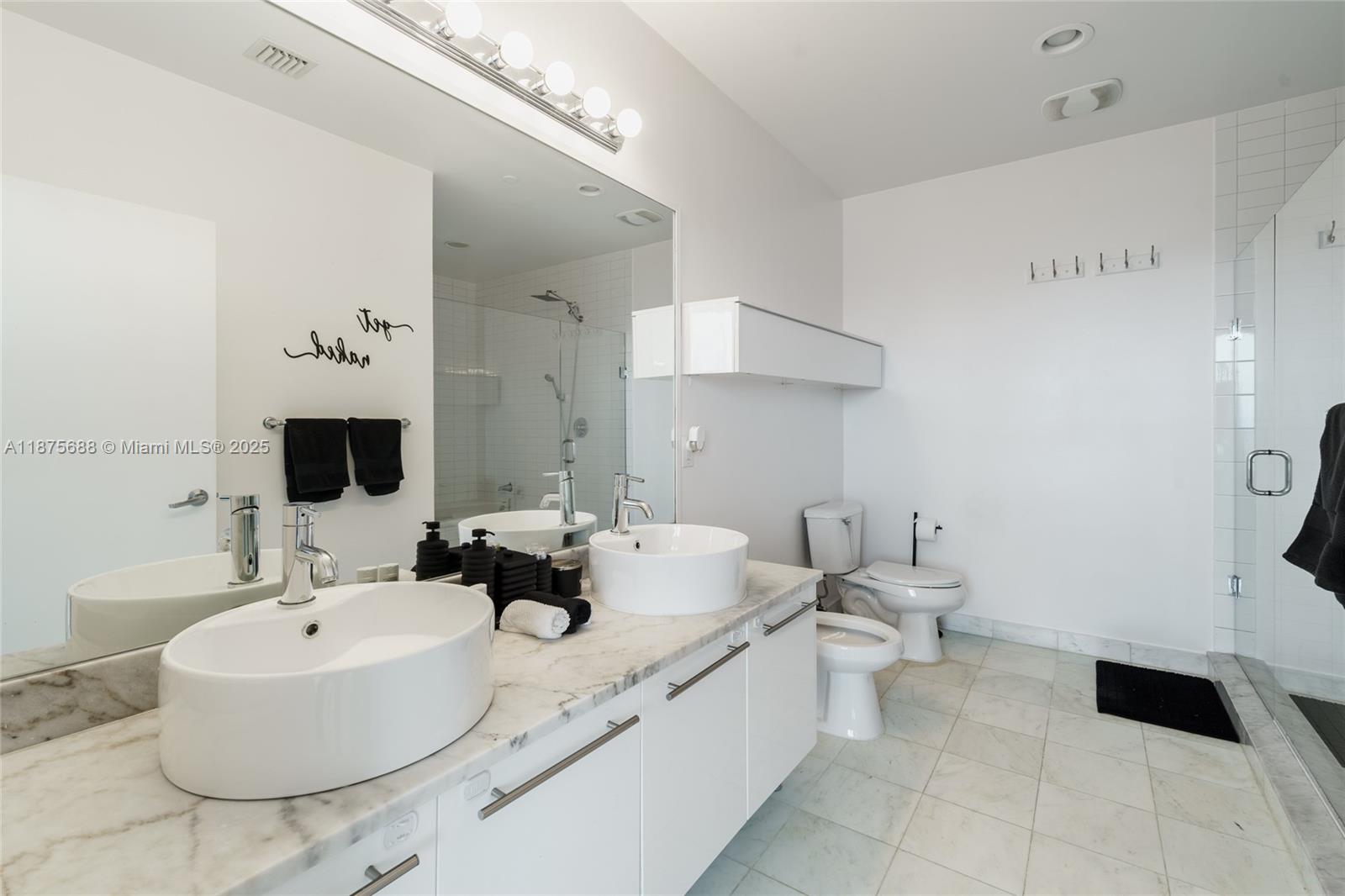 888 Biscayne Blvd #4712, Miami FL 33132