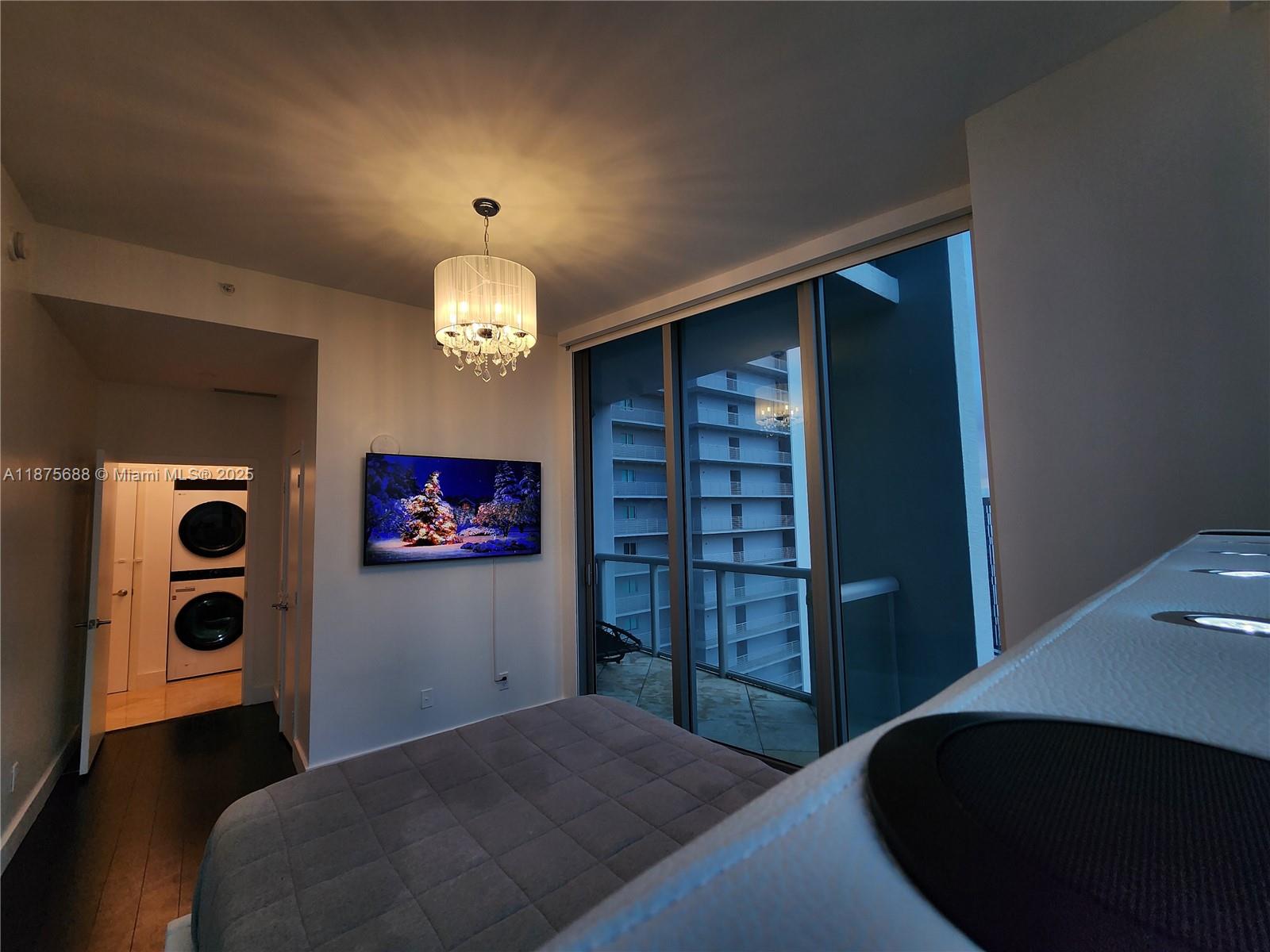 888 Biscayne Blvd #4712, Miami FL 33132