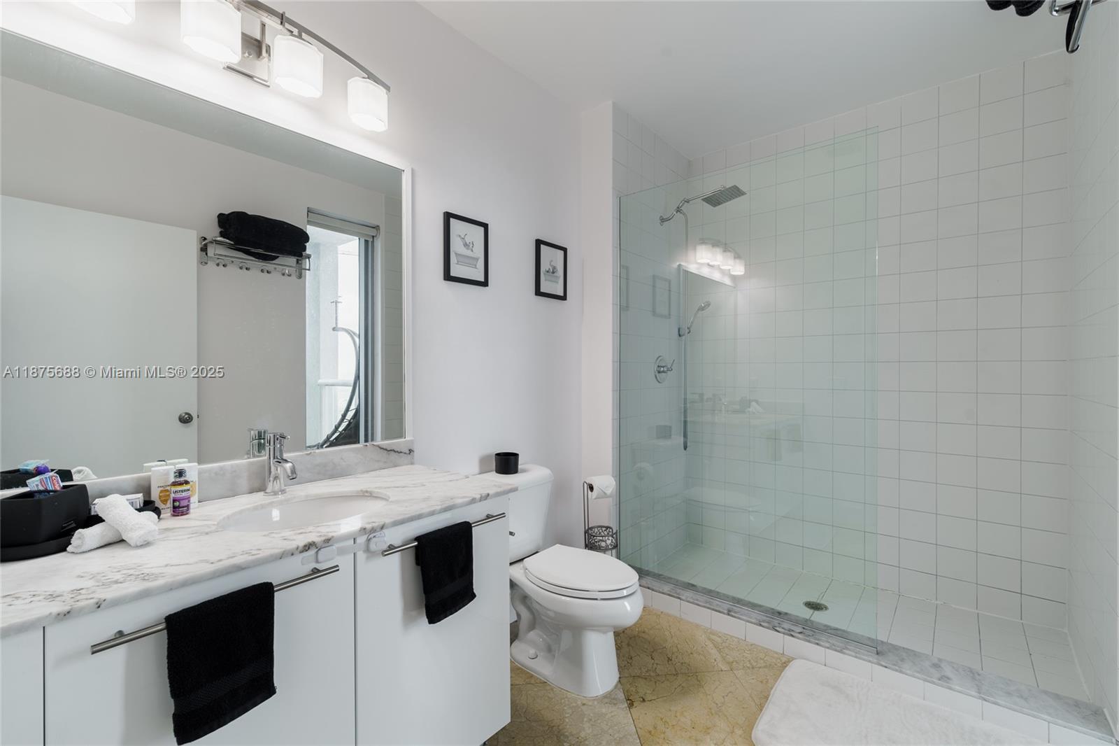 888 Biscayne Blvd #4712, Miami FL 33132