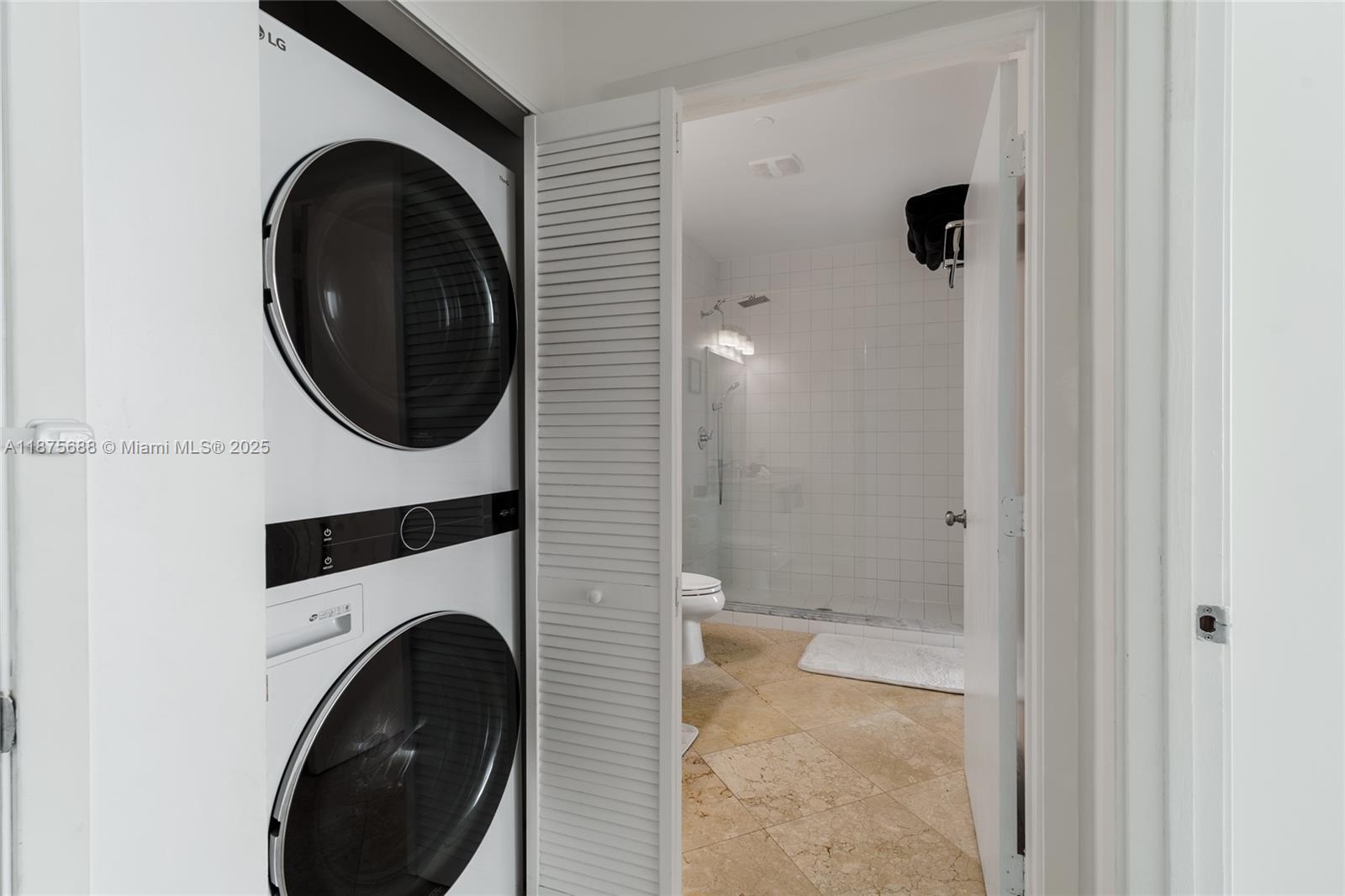 888 Biscayne Blvd #4712, Miami FL 33132
