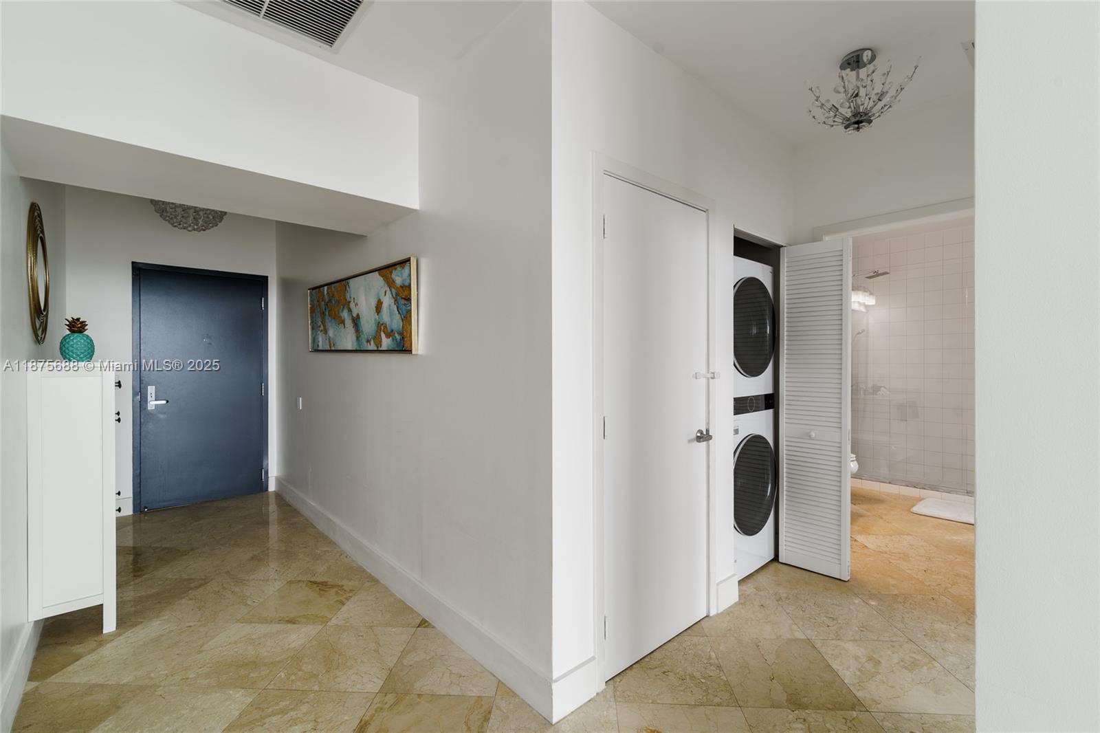 888 Biscayne Blvd #4712, Miami FL 33132