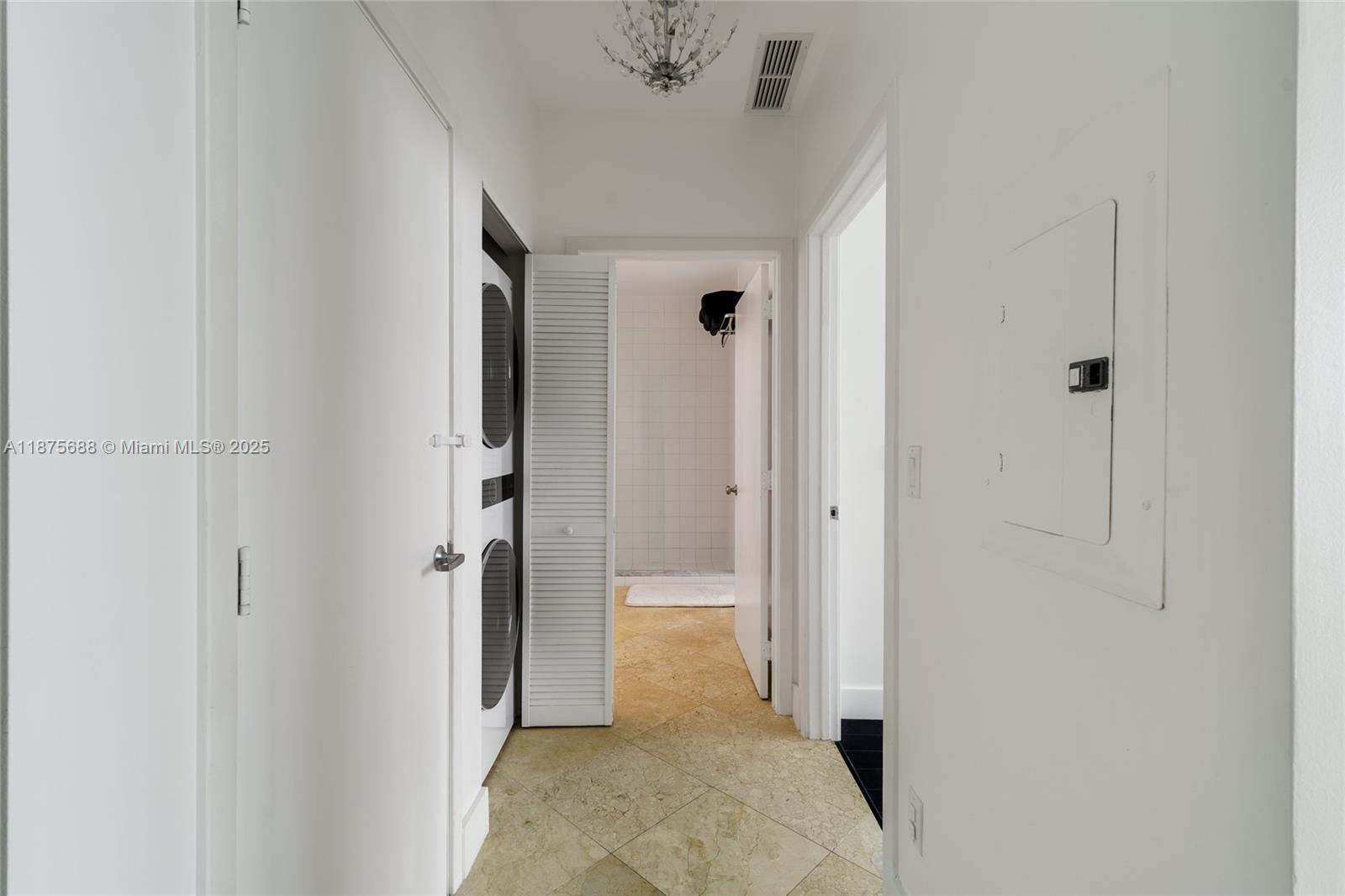 888 Biscayne Blvd #4712, Miami FL 33132