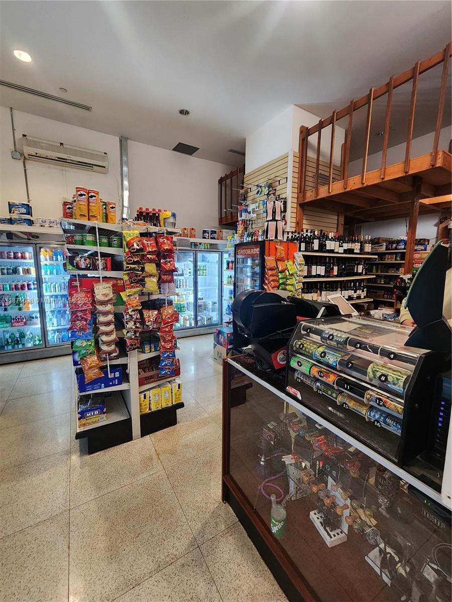 888 Biscayne Blvd #4712, Miami FL 33132